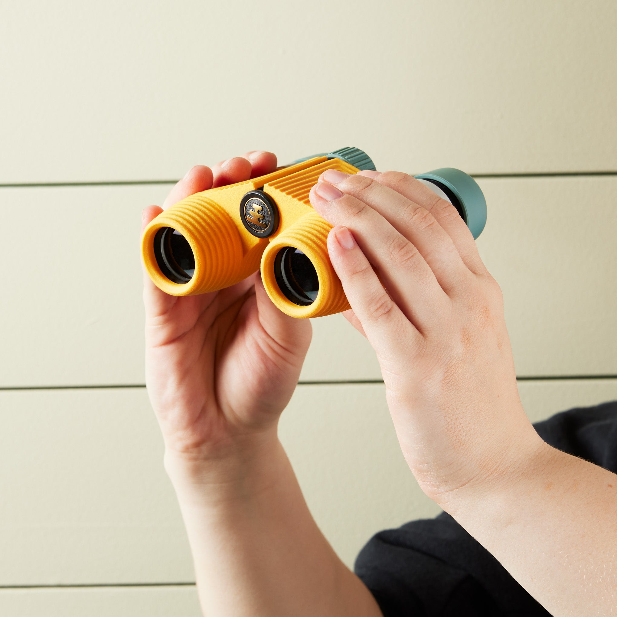 Waterproof Standard 8x25 Binoculars - Image 7