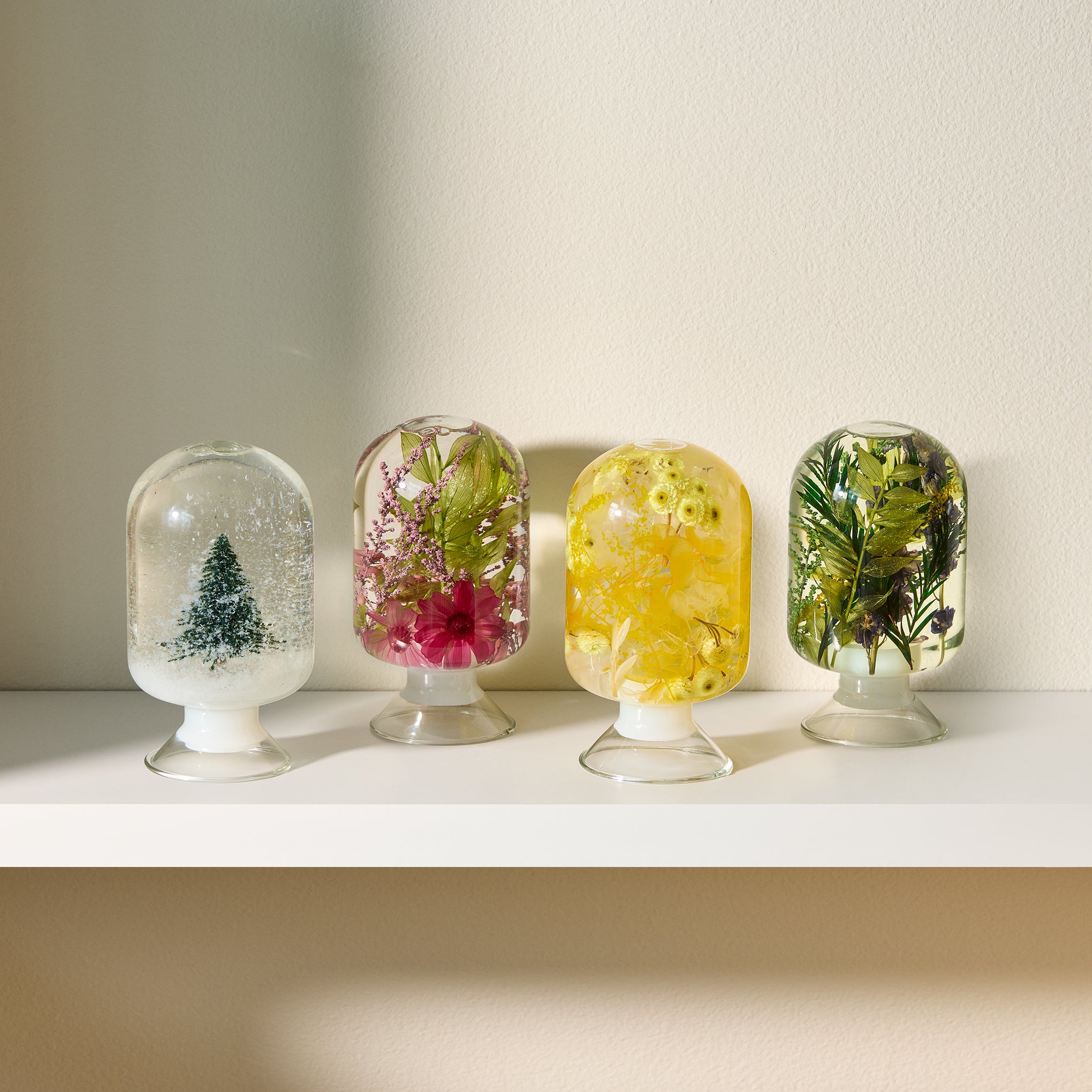 Pieces of Time Flower Objet d'Art - Winter Tree - Image 4