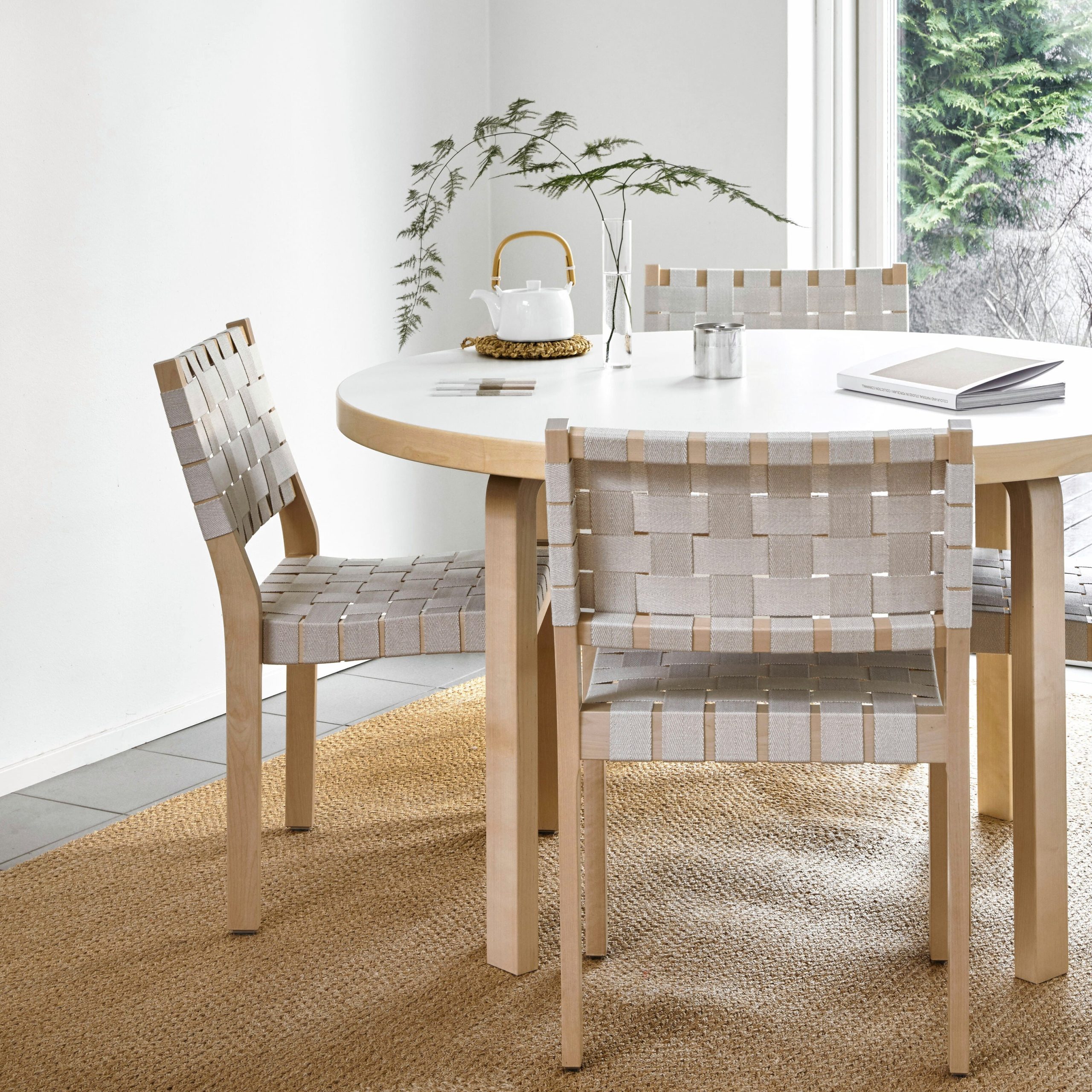 Artek Aalto Round Table 91 - White - Image 3