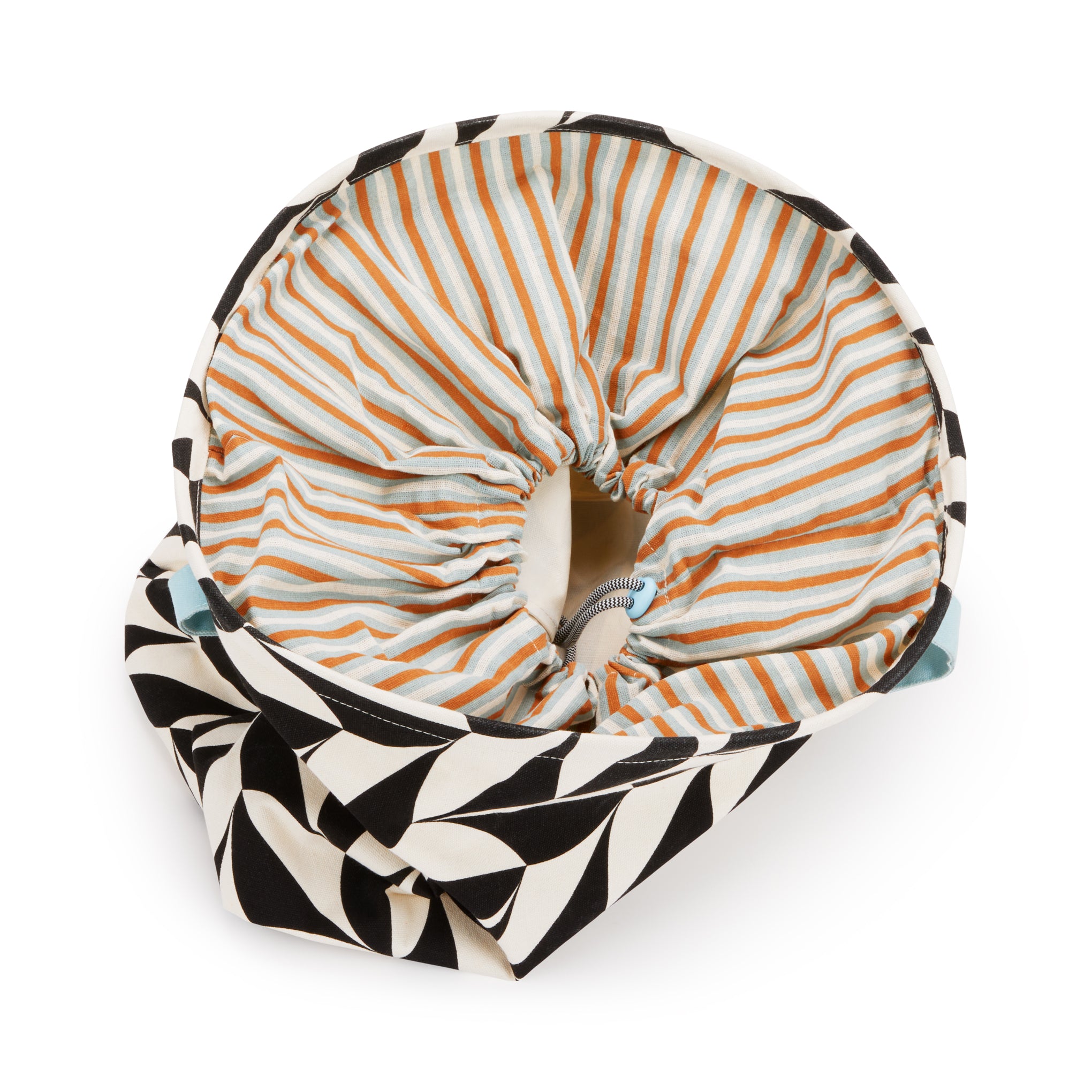 Dusen Dusen Canvas Laundry Bin - Scallop - Image 4