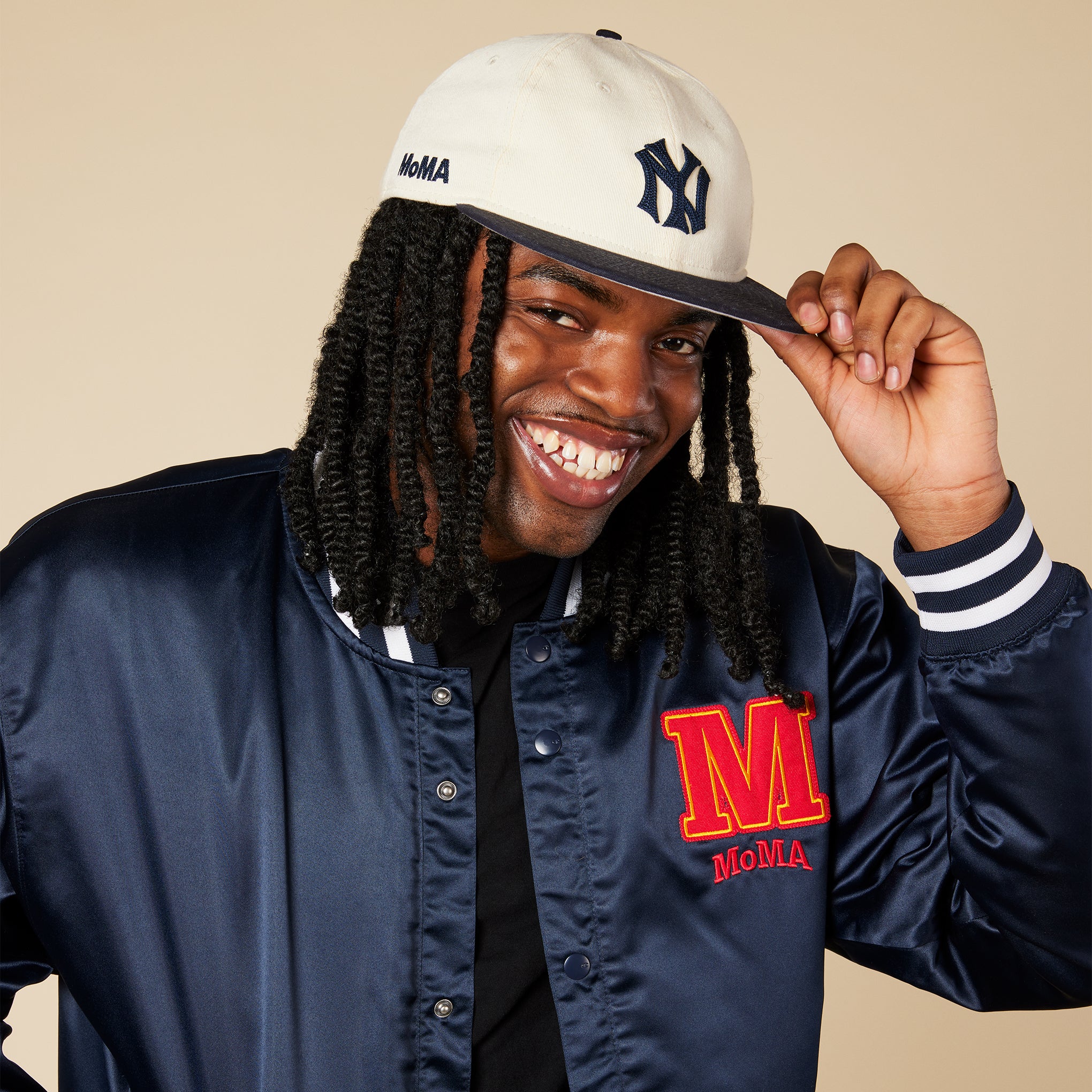 MoMA NY Yankees Retro Crown 9FIFTY Adjustable Baseball Cap - Image 2