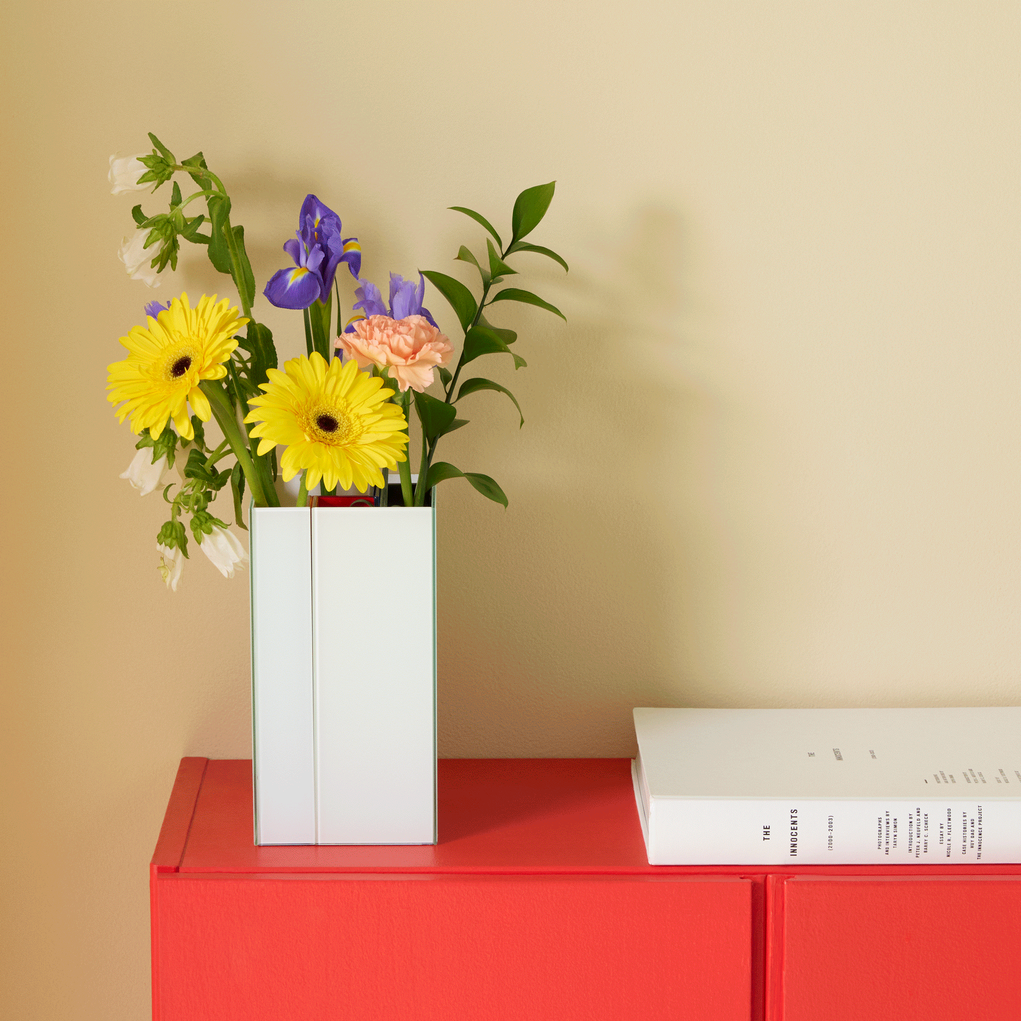 Line-Up Vase - Image 2