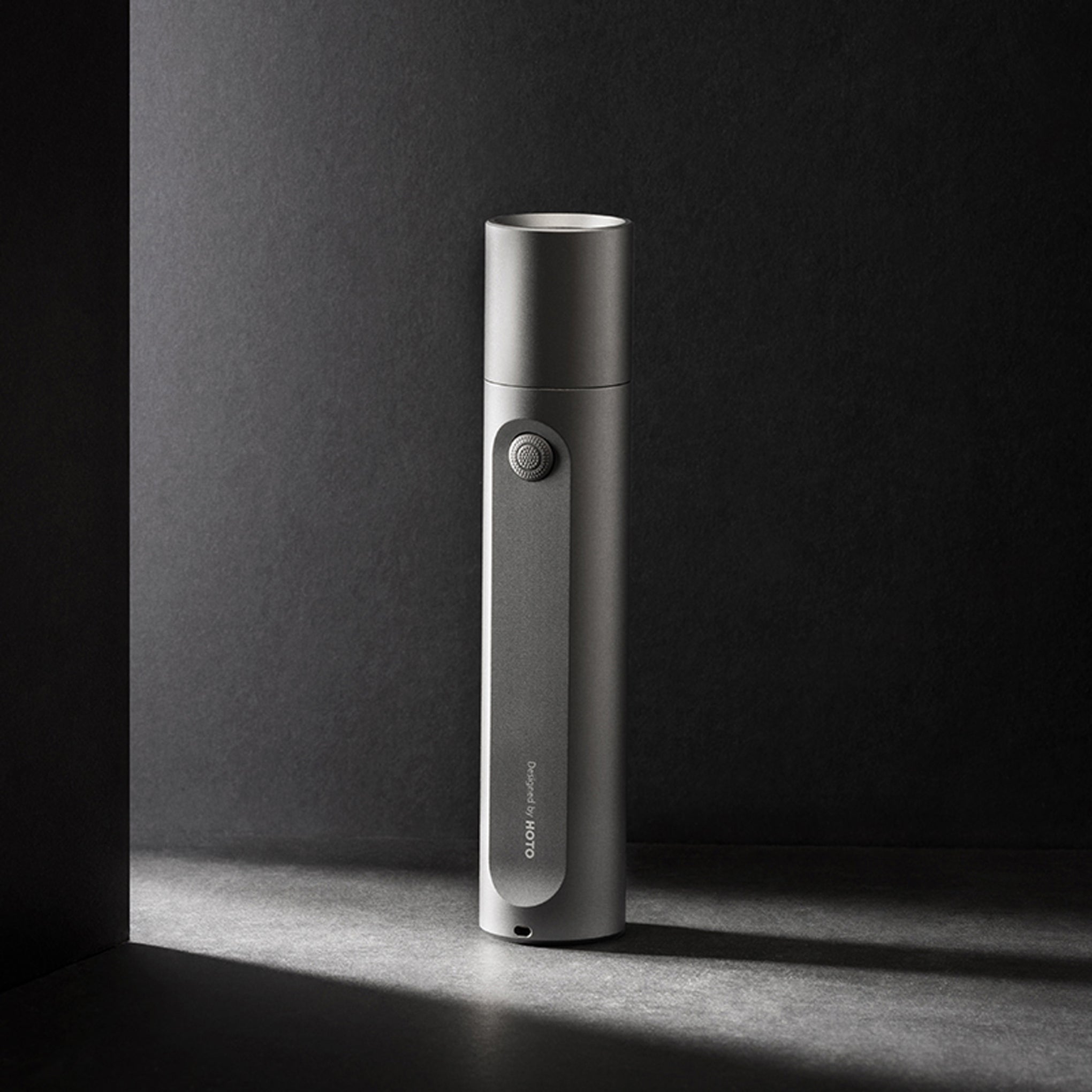 Water Resistant Flashlight - Image 6