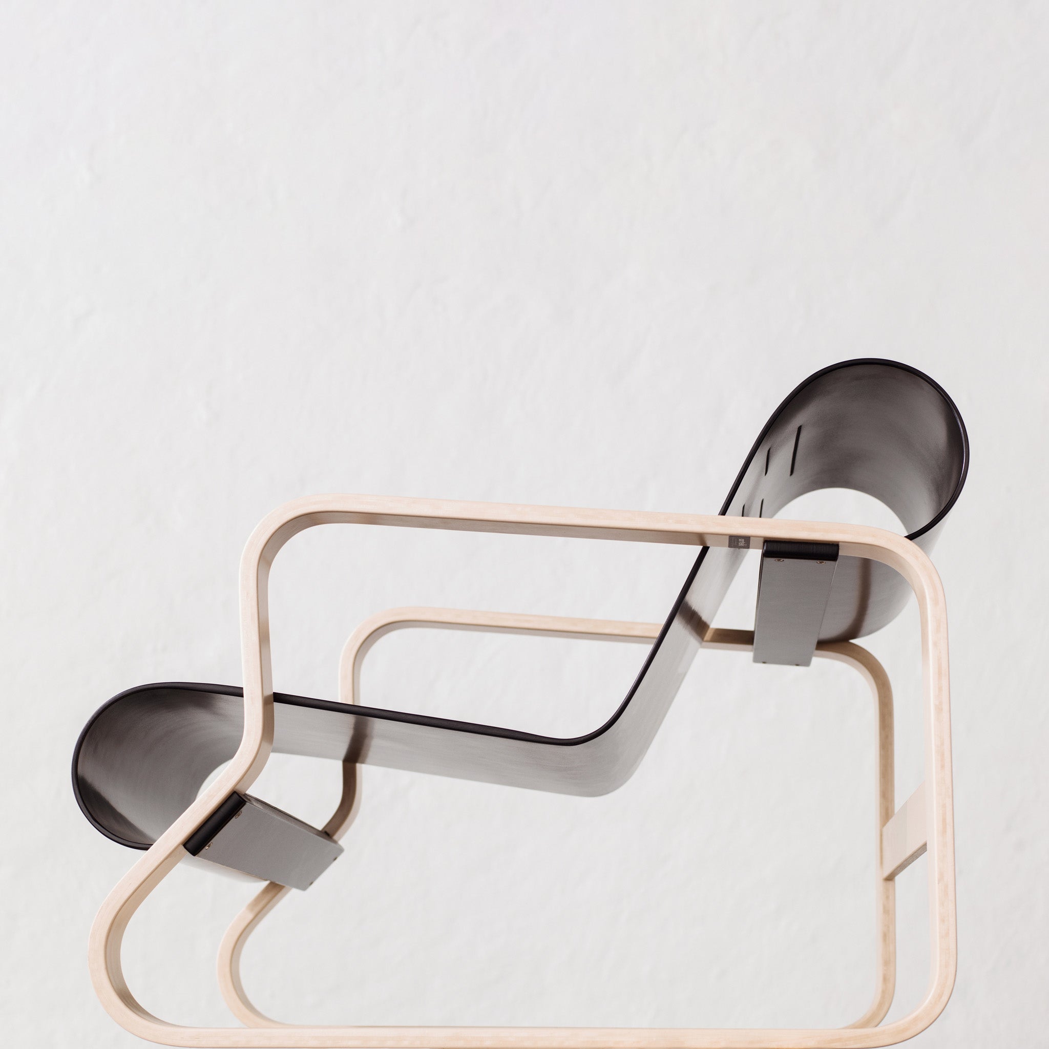 Artek Aalto Armchair 41 Paimio - Black - Image 12