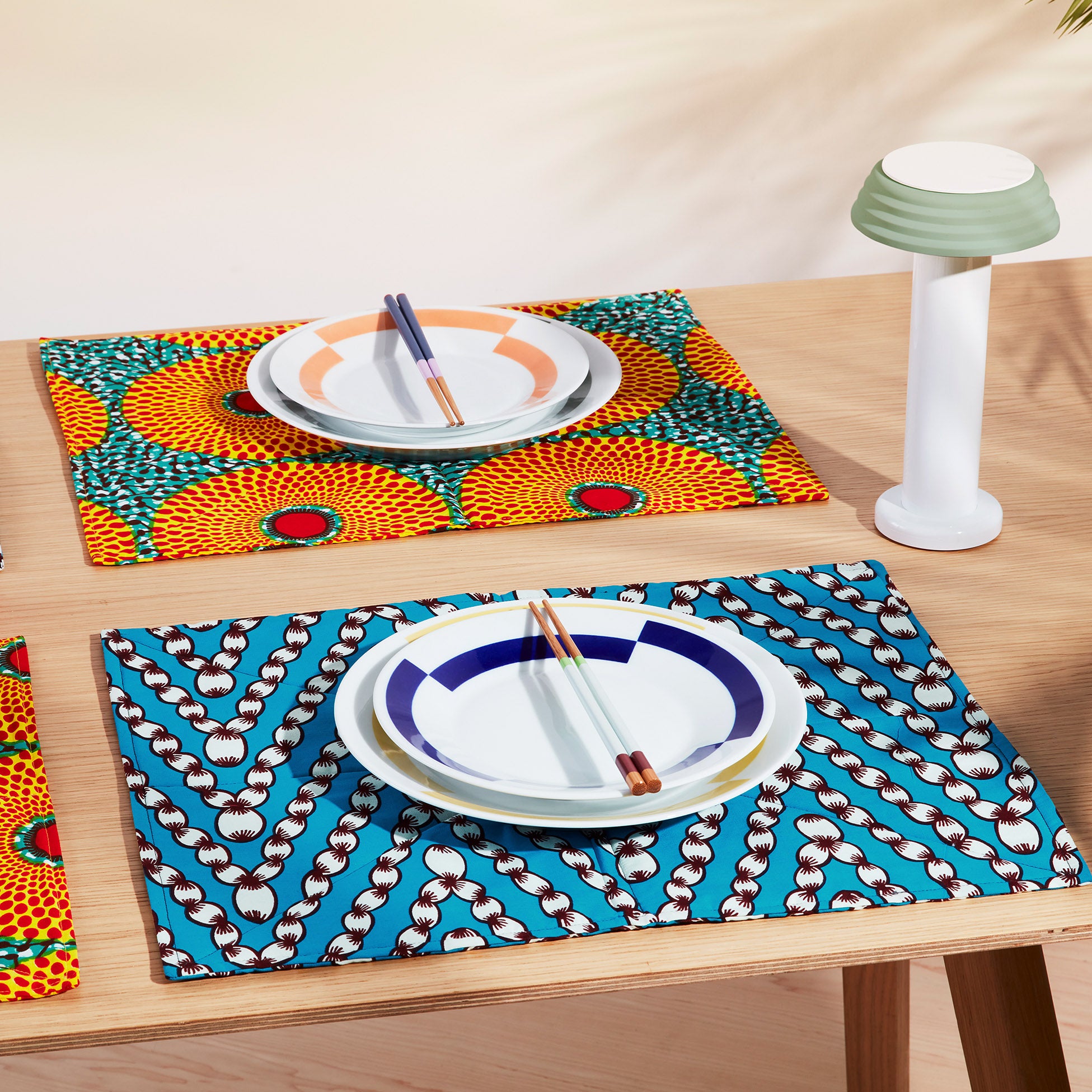 SOWDEN PL1 Portable Lamp - Red/ Yellow - Image 23