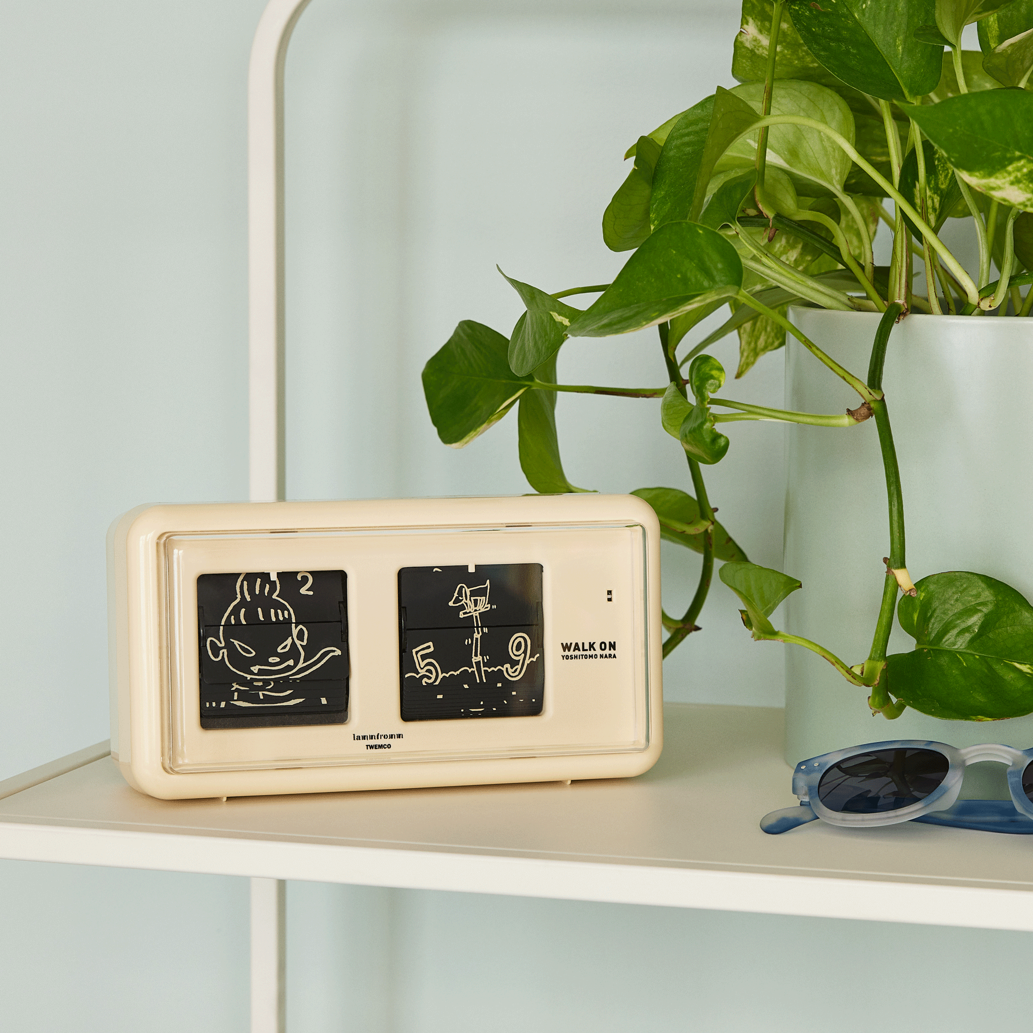 Yoshitomo Nara Walk On Flip Clock - Beige - Image 7
