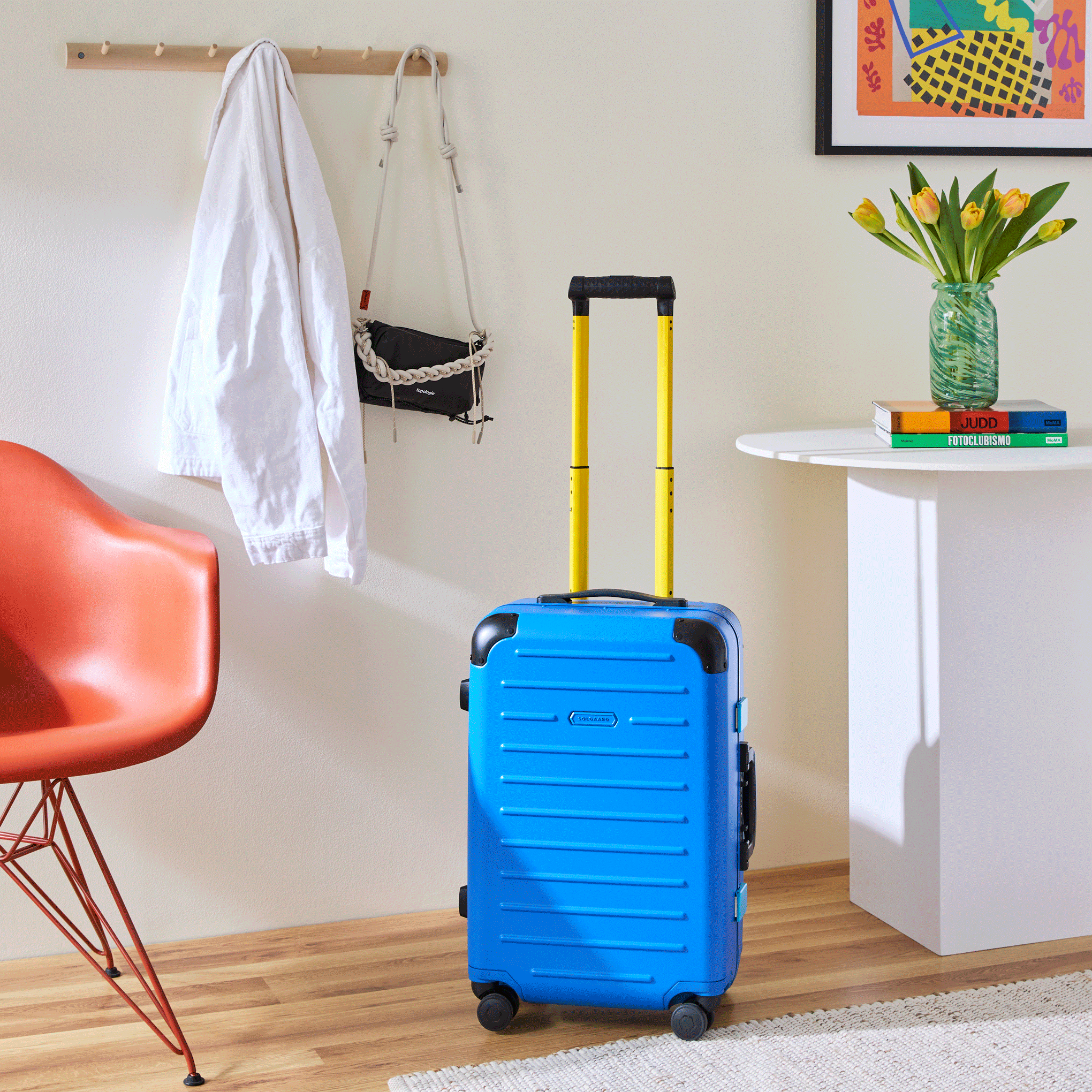 MoMA Solgaard Carry-On Closet Suitcase 4.0 - Blue - Image 10