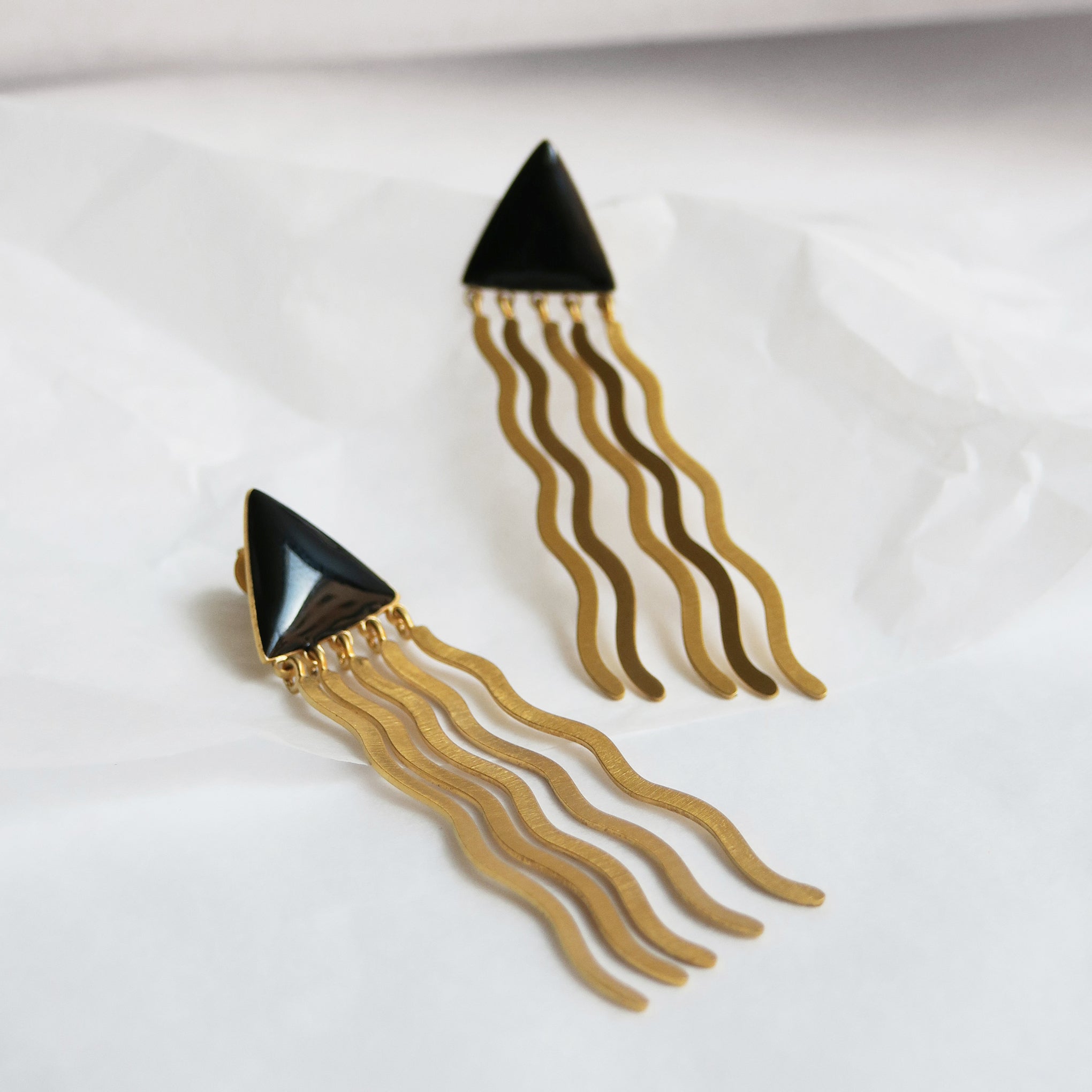 Joan Miró Gold-Plated Triangle Waves Earrings - Image 3
