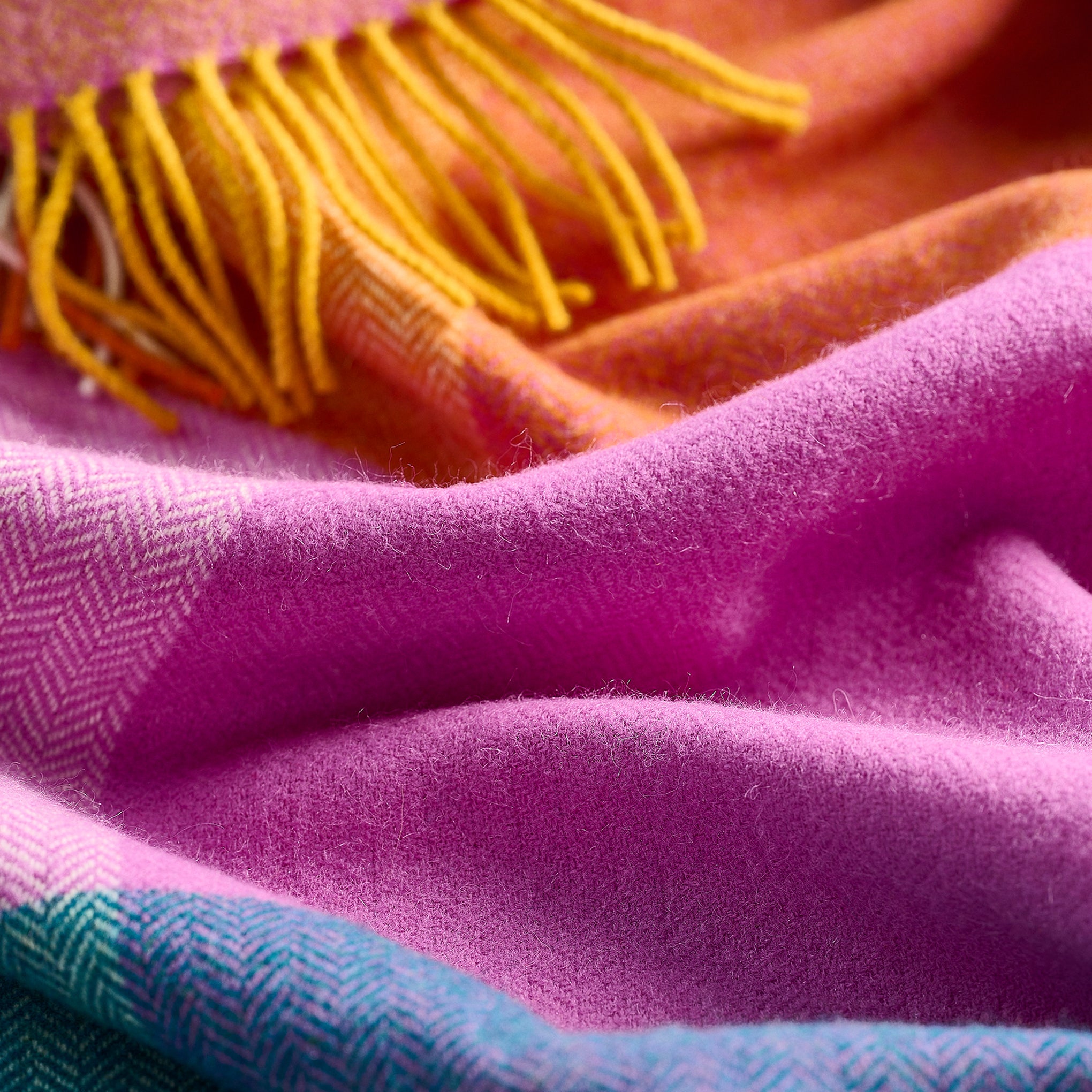 Hellfire Lambswool Throw - Image 5