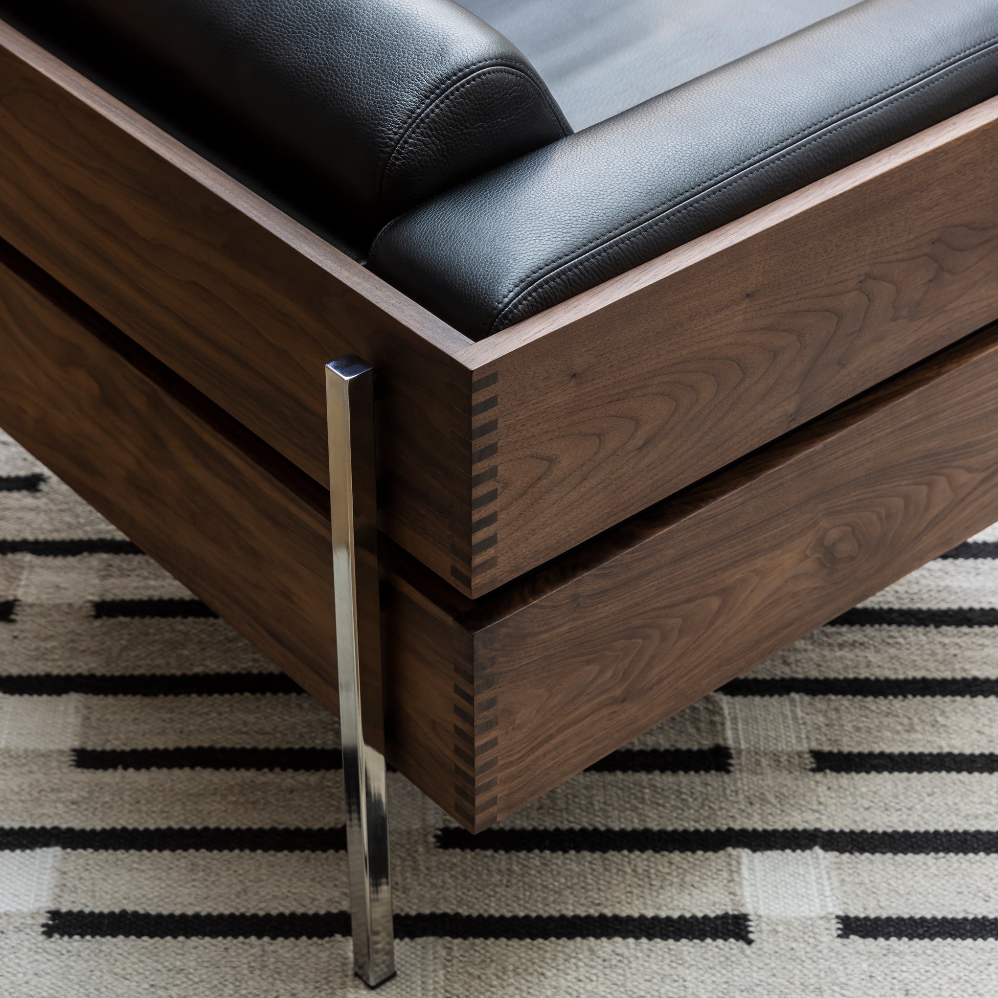 Forum Armchair - Walnut/ Black Leather - Image 3