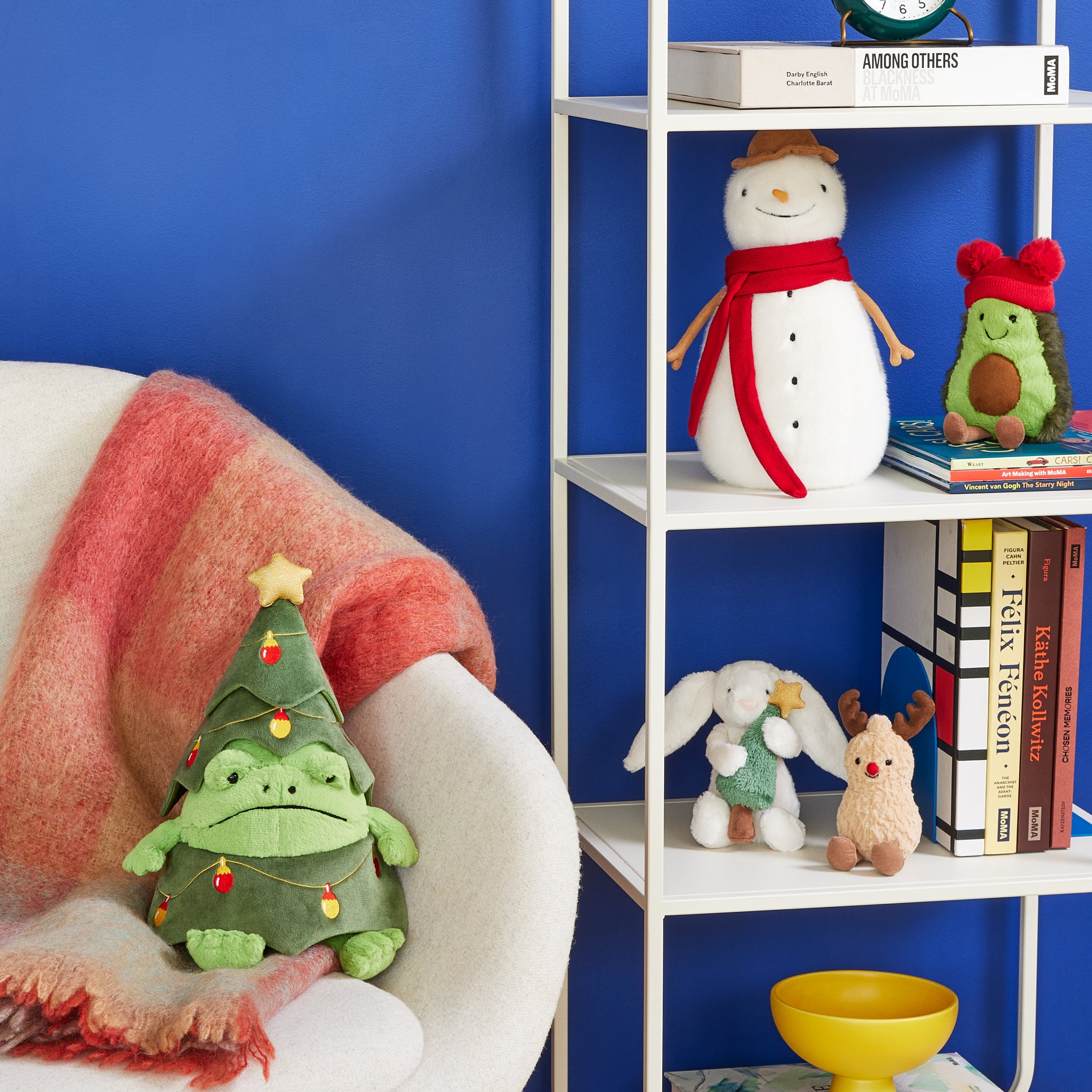 Jellycat Christmas Tree Ricky Frog Plush - Image 5