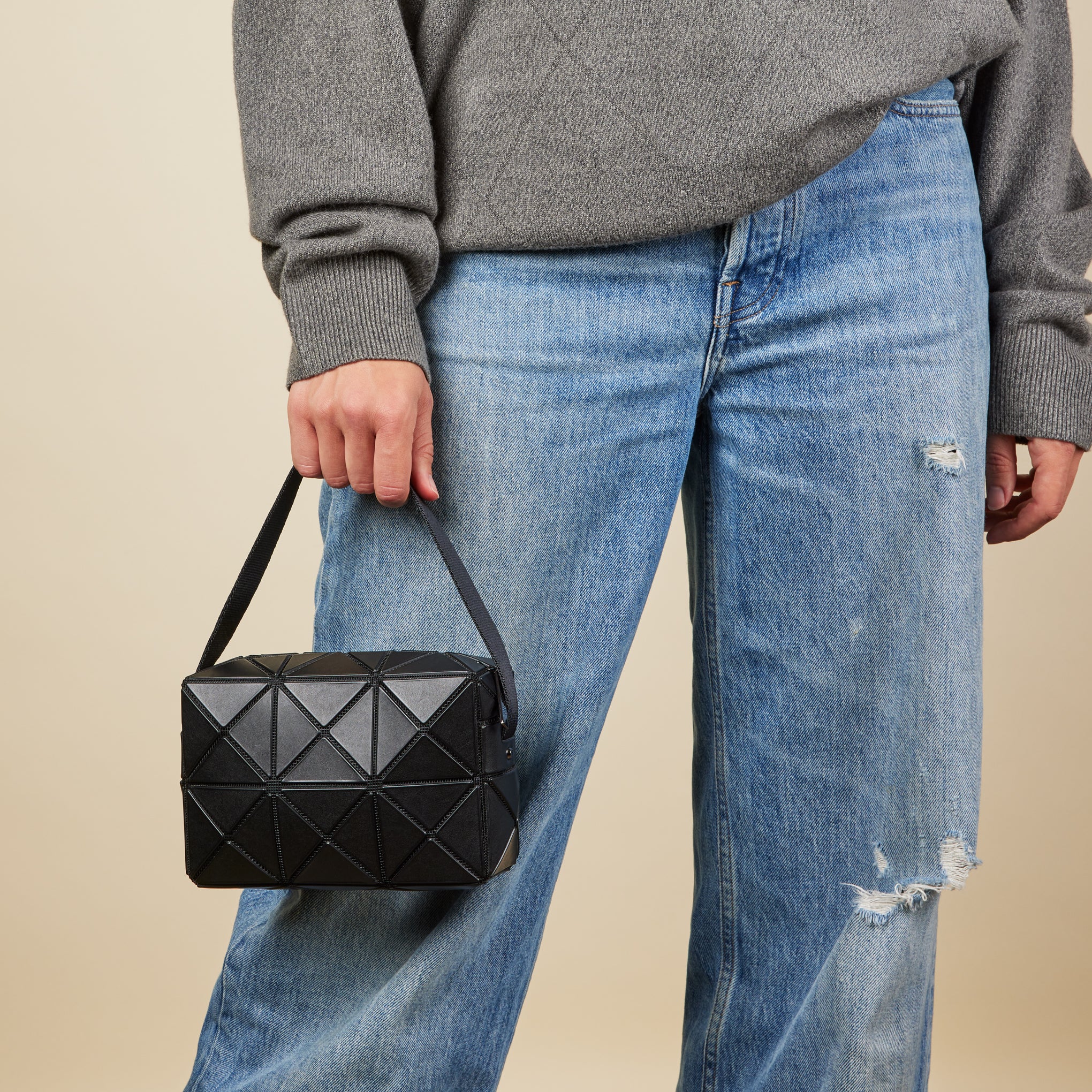 BAO BAO ISSEY MIYAKE Cuboid Crossbody Bag - Black - Image 7