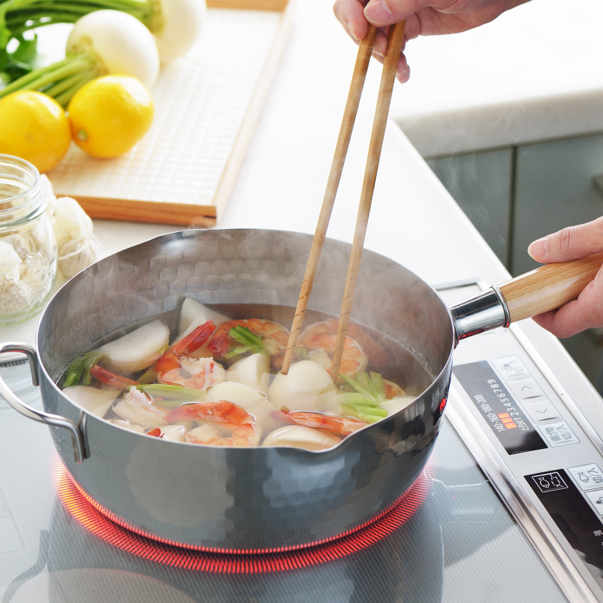 Yukihira Pot with Lid - Image 3