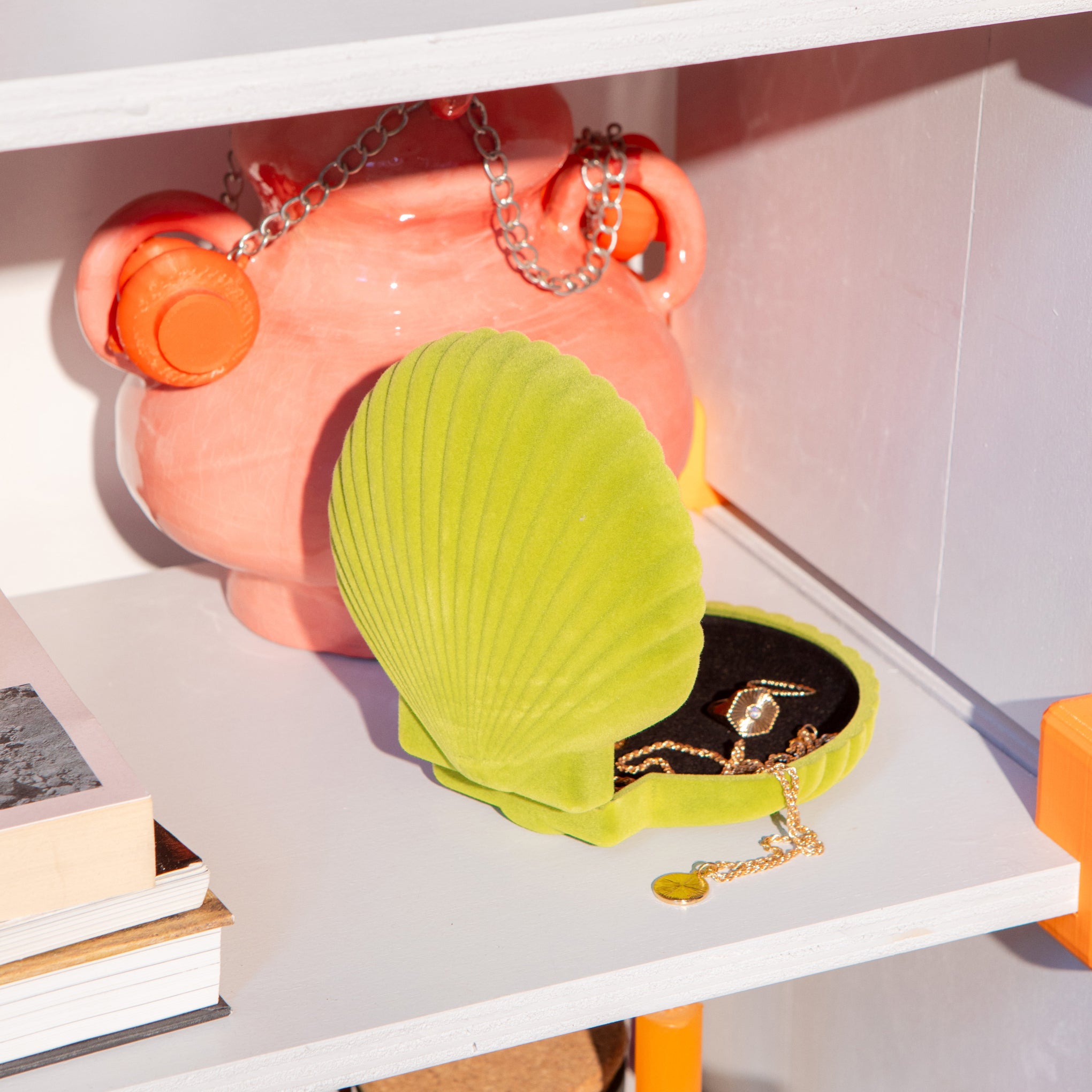 Venus Velvet Seashell Jewelry Box - Green - Image 4