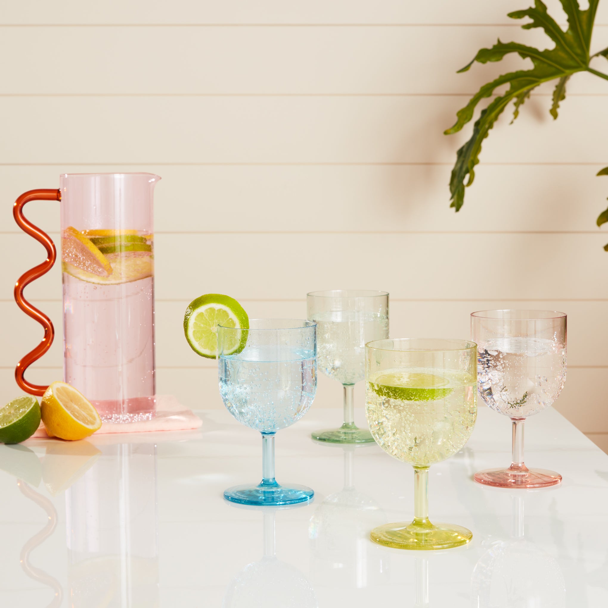 Bodum Kvartett Outdoor Wine Glasses - Set of 4 - Image 2