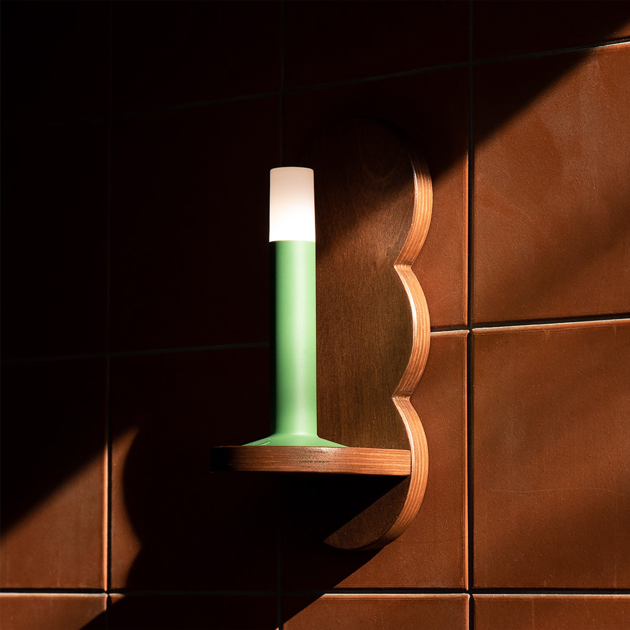 Lighthouse Portable Lamp - Vintage Green - Image 3