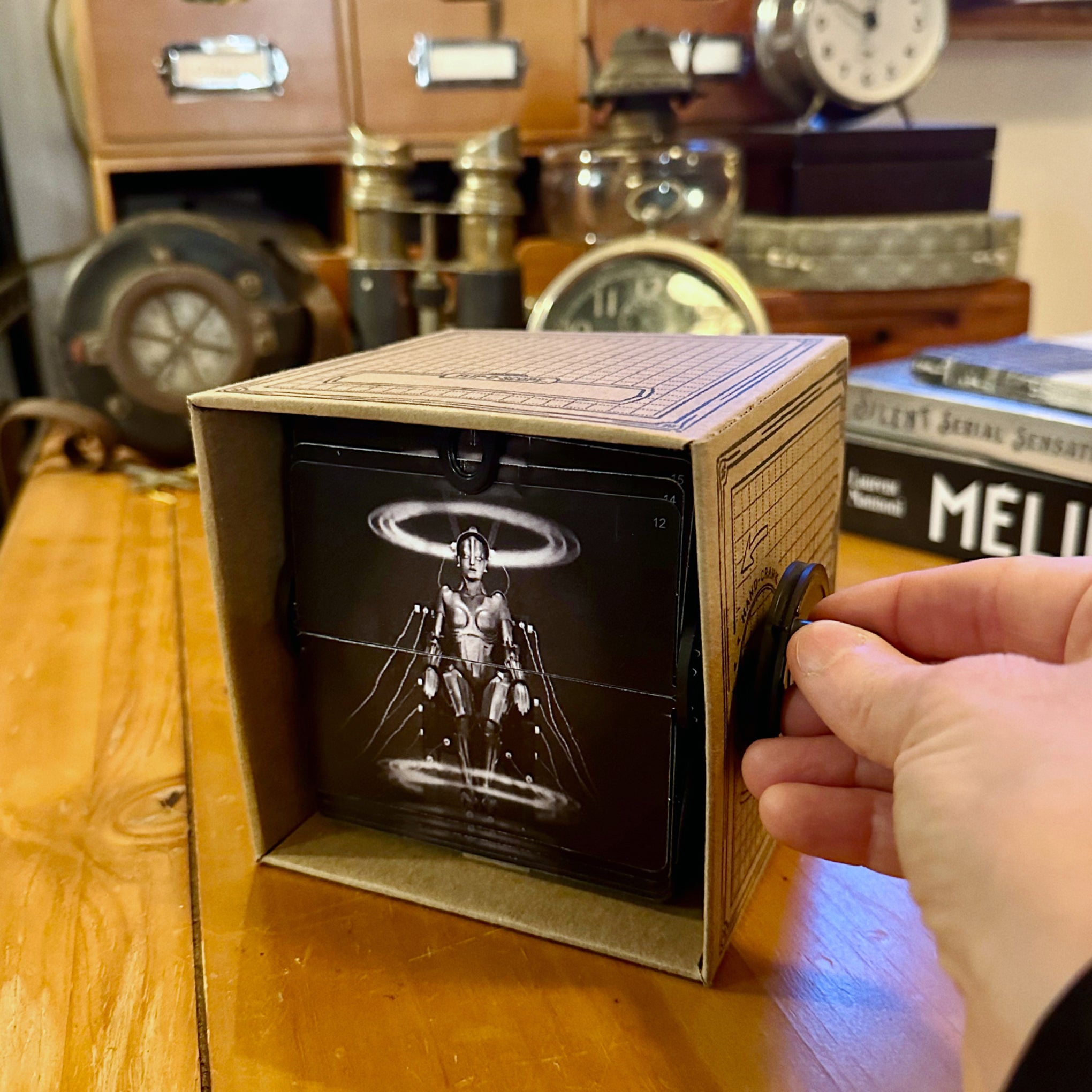 Metropolis DIY FlipBookIt Flipscope - Image 2