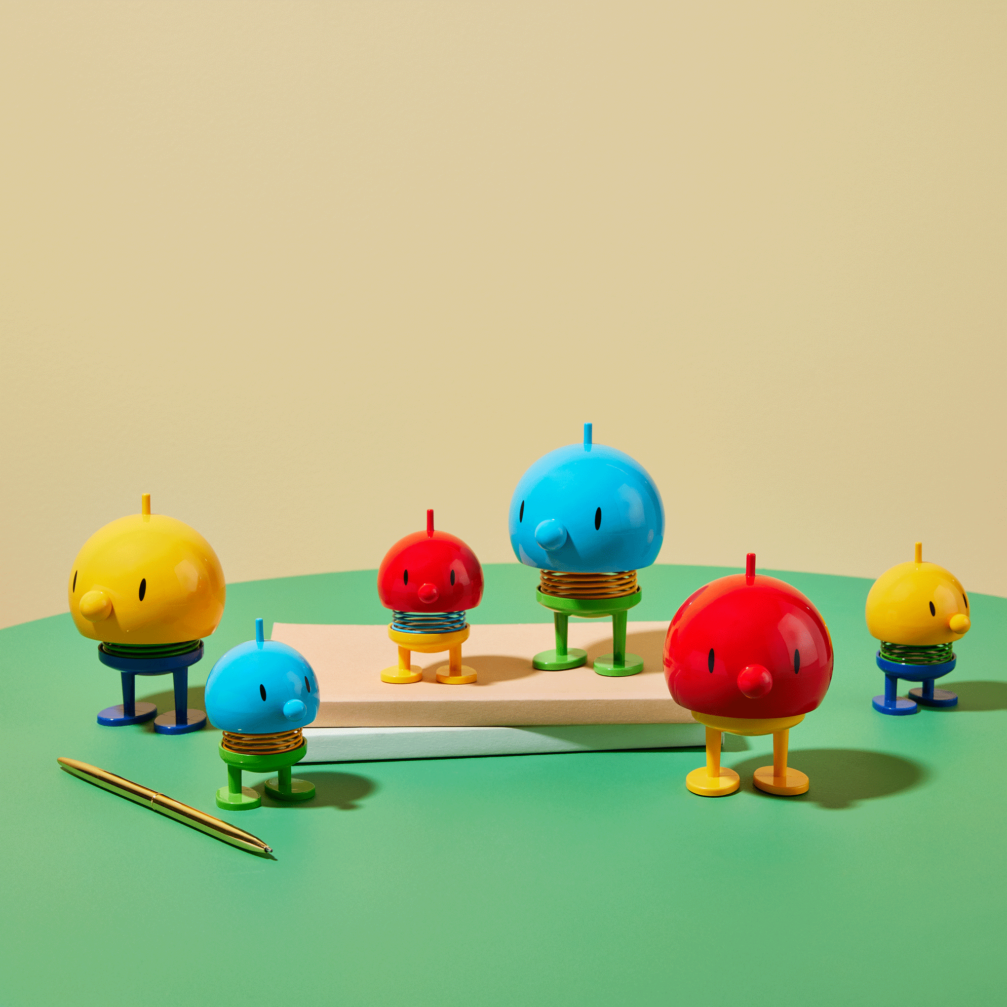 The Hoptimist - MoMA Edition - Red/ Yellow - Image 6