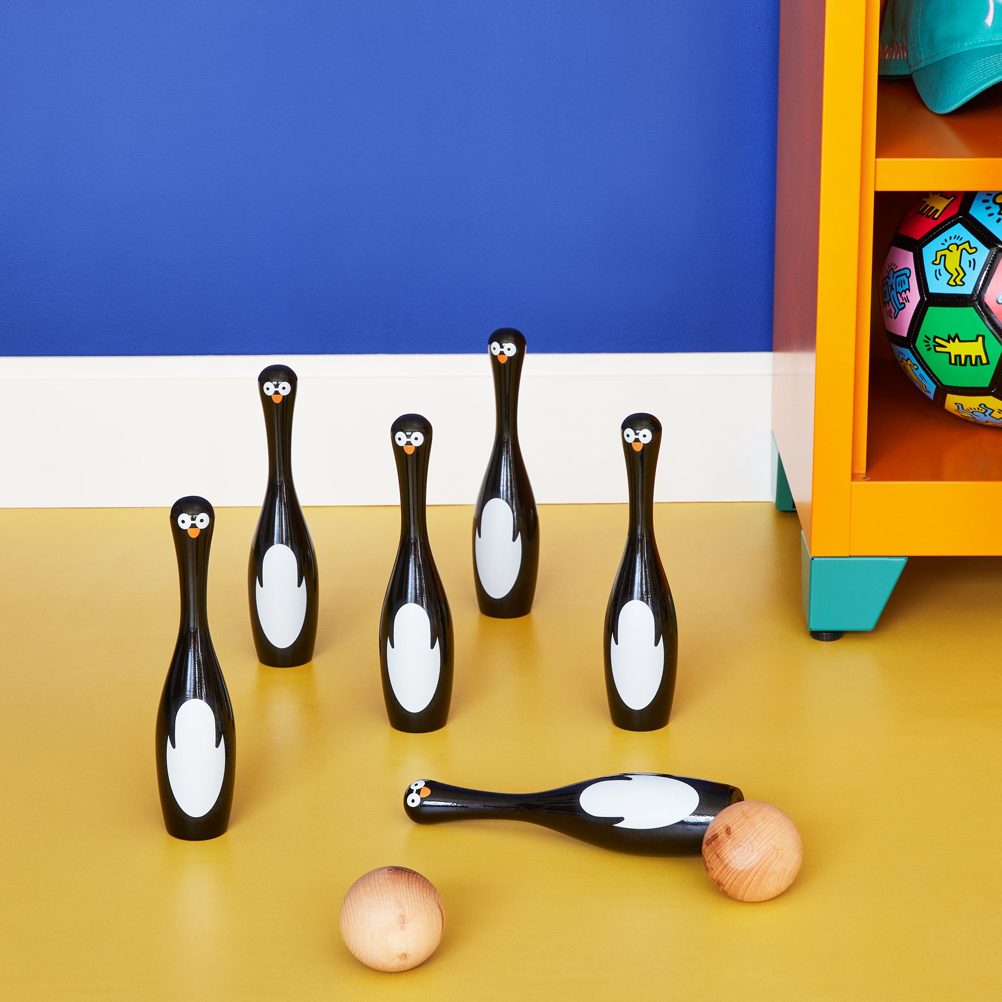 Penguin Bowling Set Toy - Image 2