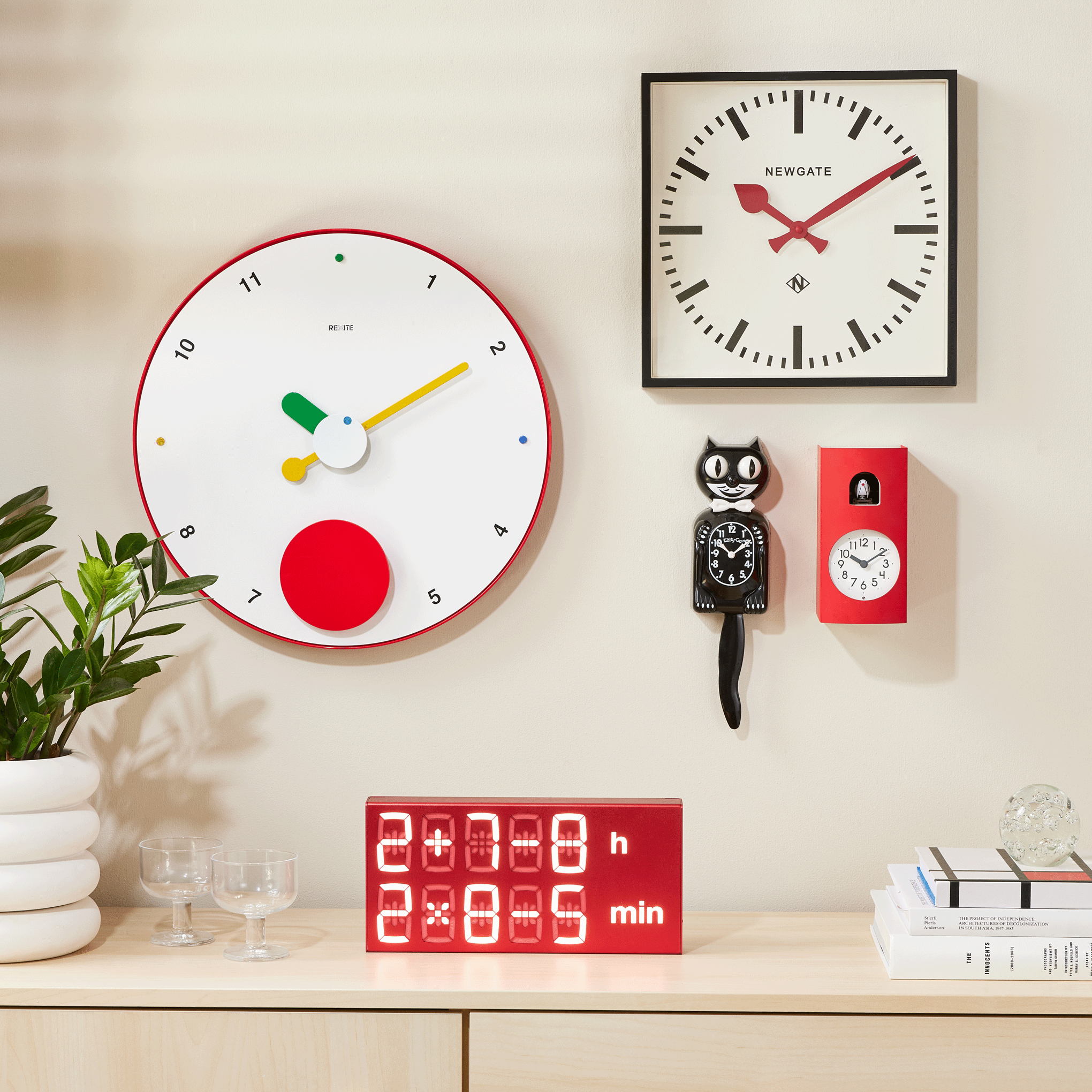 Number 5 Railway Wall Clock - Image 4