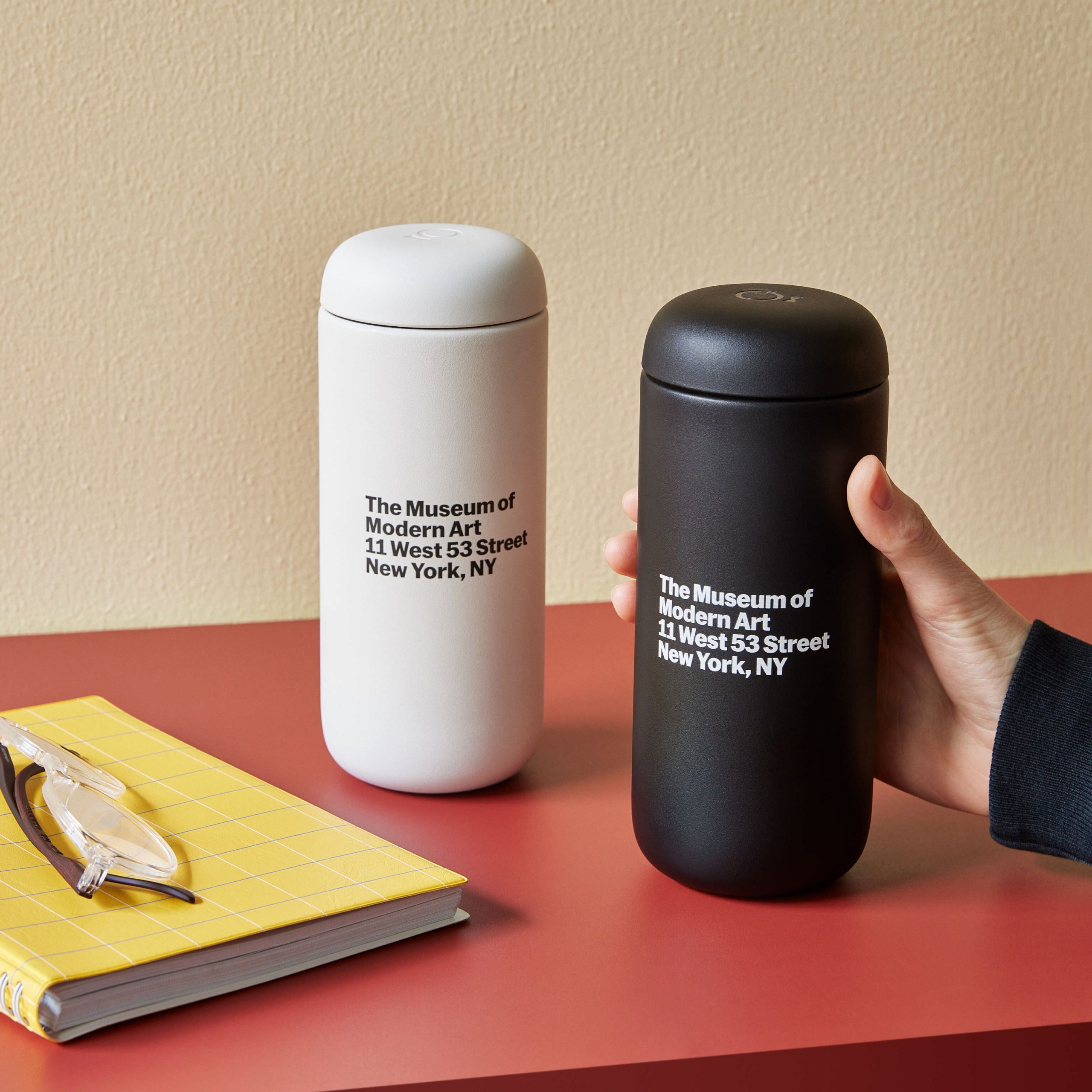 MoMA Address Insulated Travel Mug - Black - Image 2