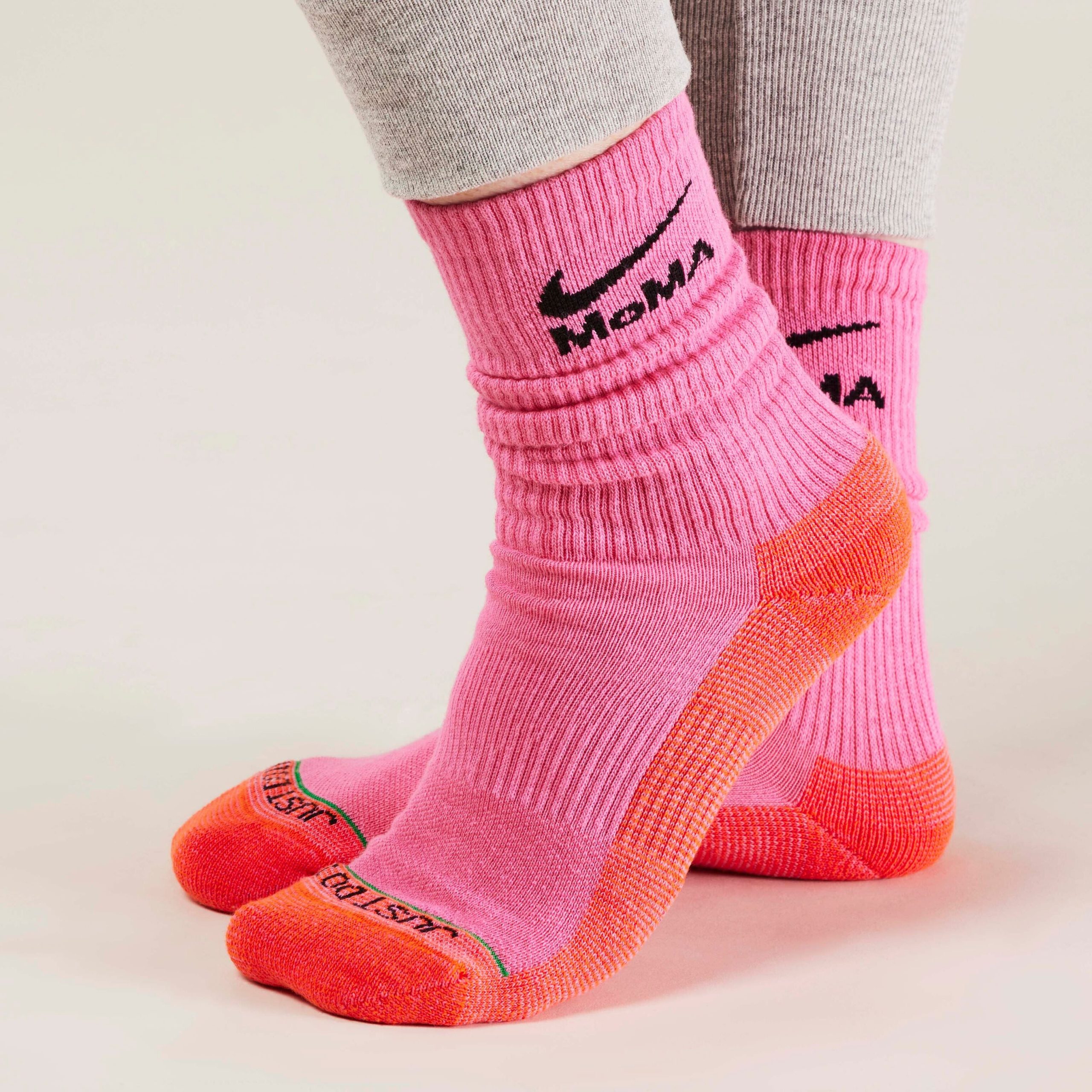 MoMA Nike Everyday Socks - Pinksicle - Image 2