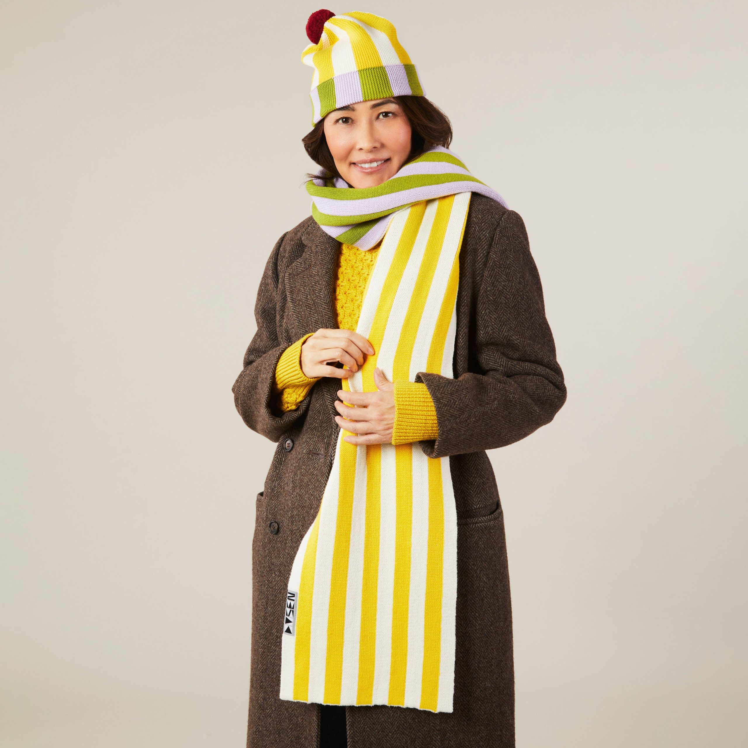 Dusen Dusen Reversible Striped Cotton Scarf - Purple/ Yellow - Image 2
