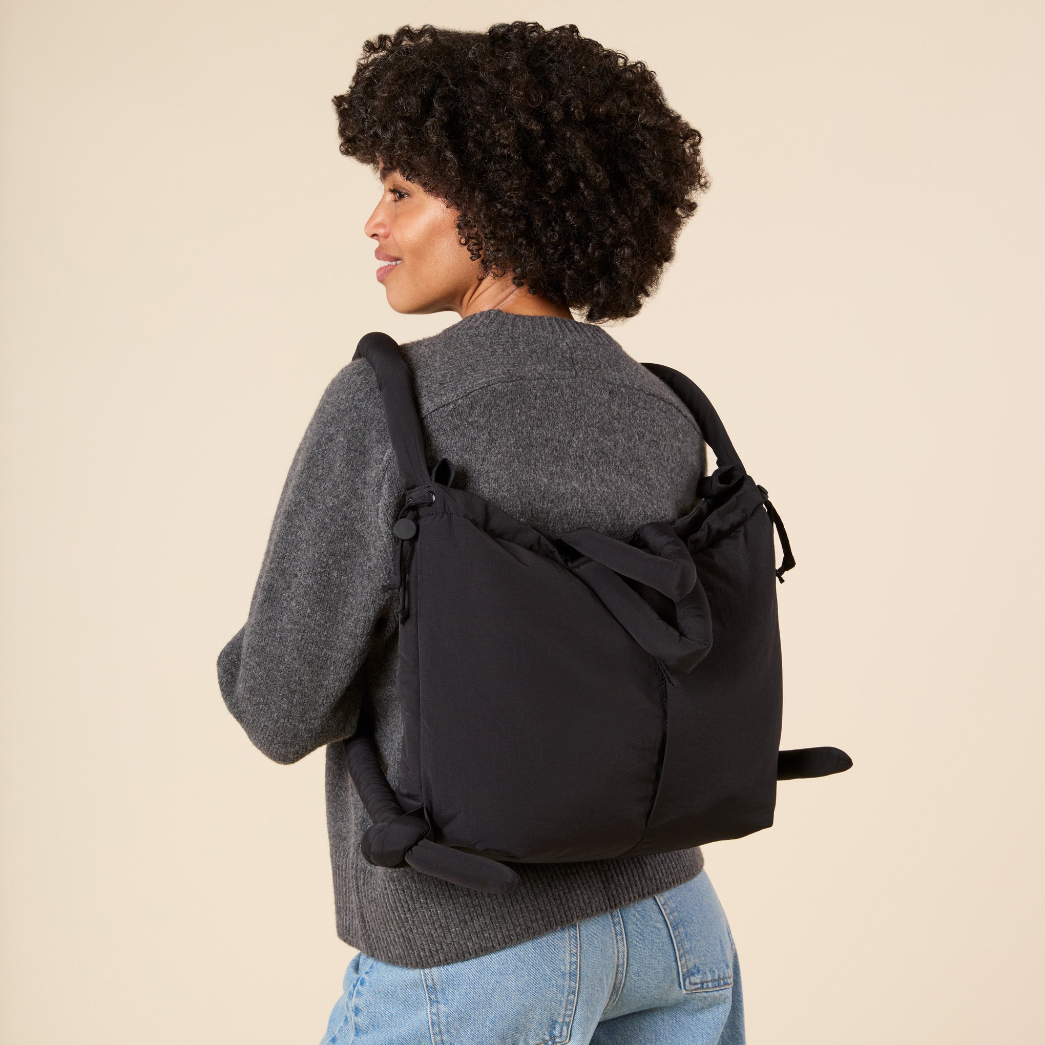 ?lend Ona Soft Convertible Bag - Black - Image 2