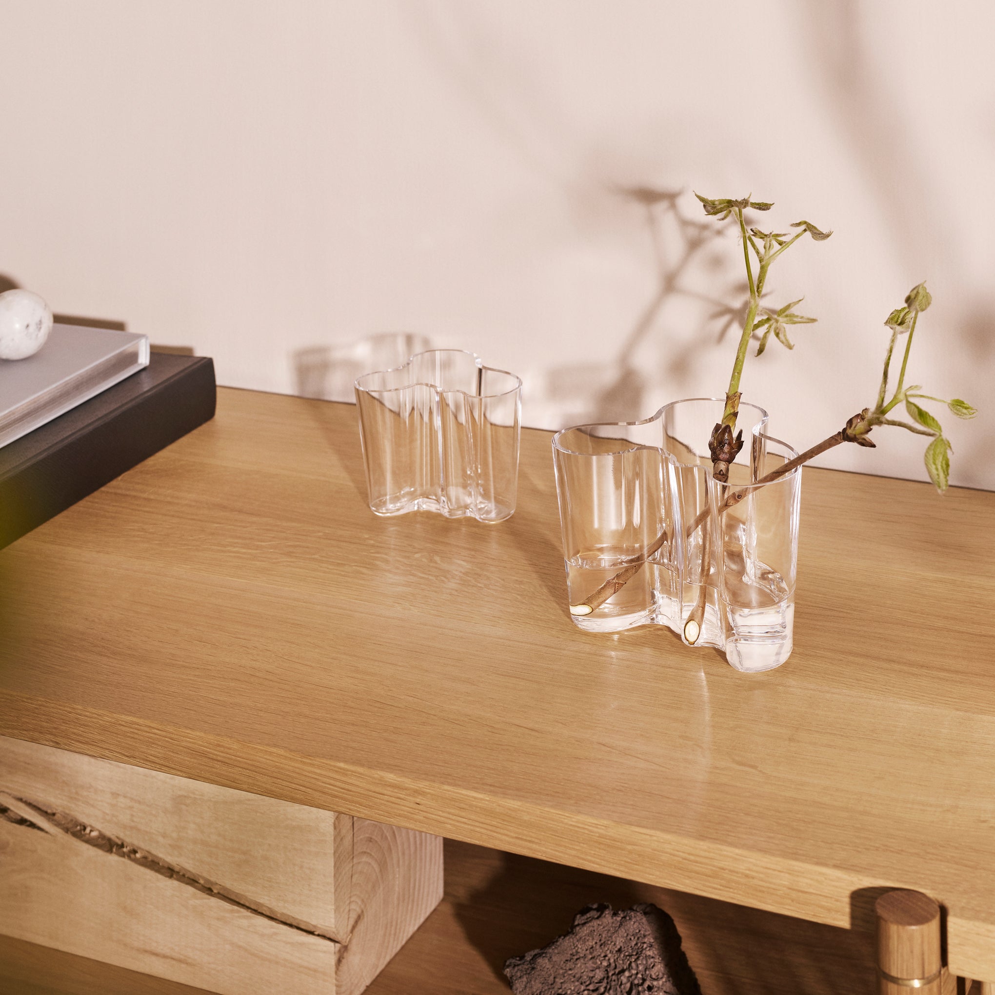 Iittala Alvar Aalto Glass Vase - 3.7h - Image 5