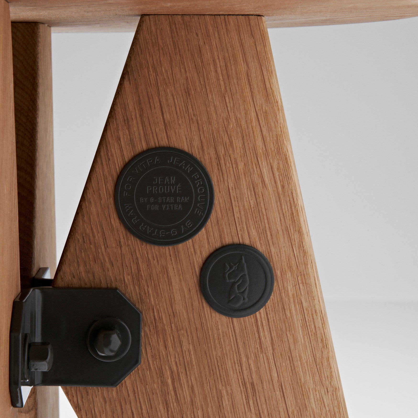 Vitra Tabouret Solvay - Oak - Image 3