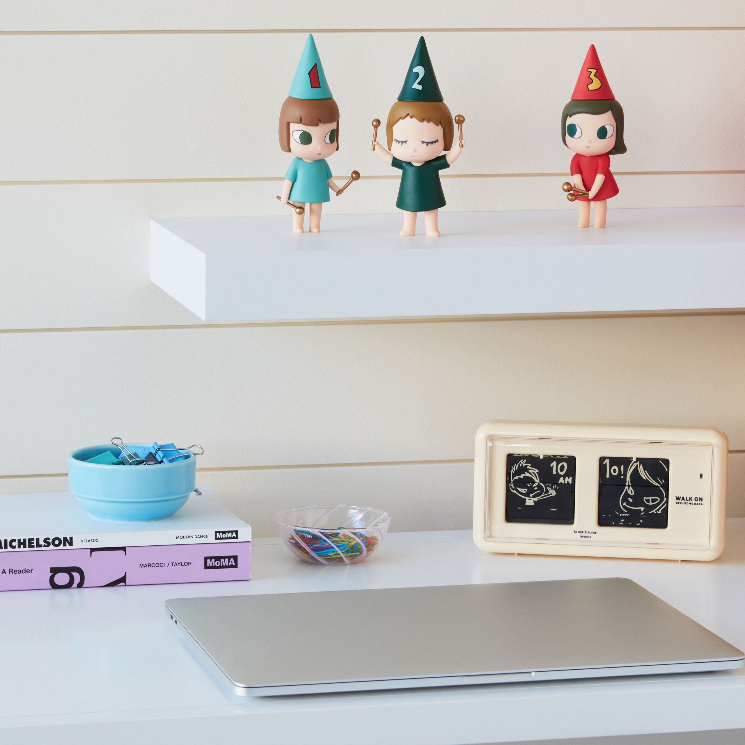 Yoshitomo Nara Walk On Flip Clock - Beige - Image 4