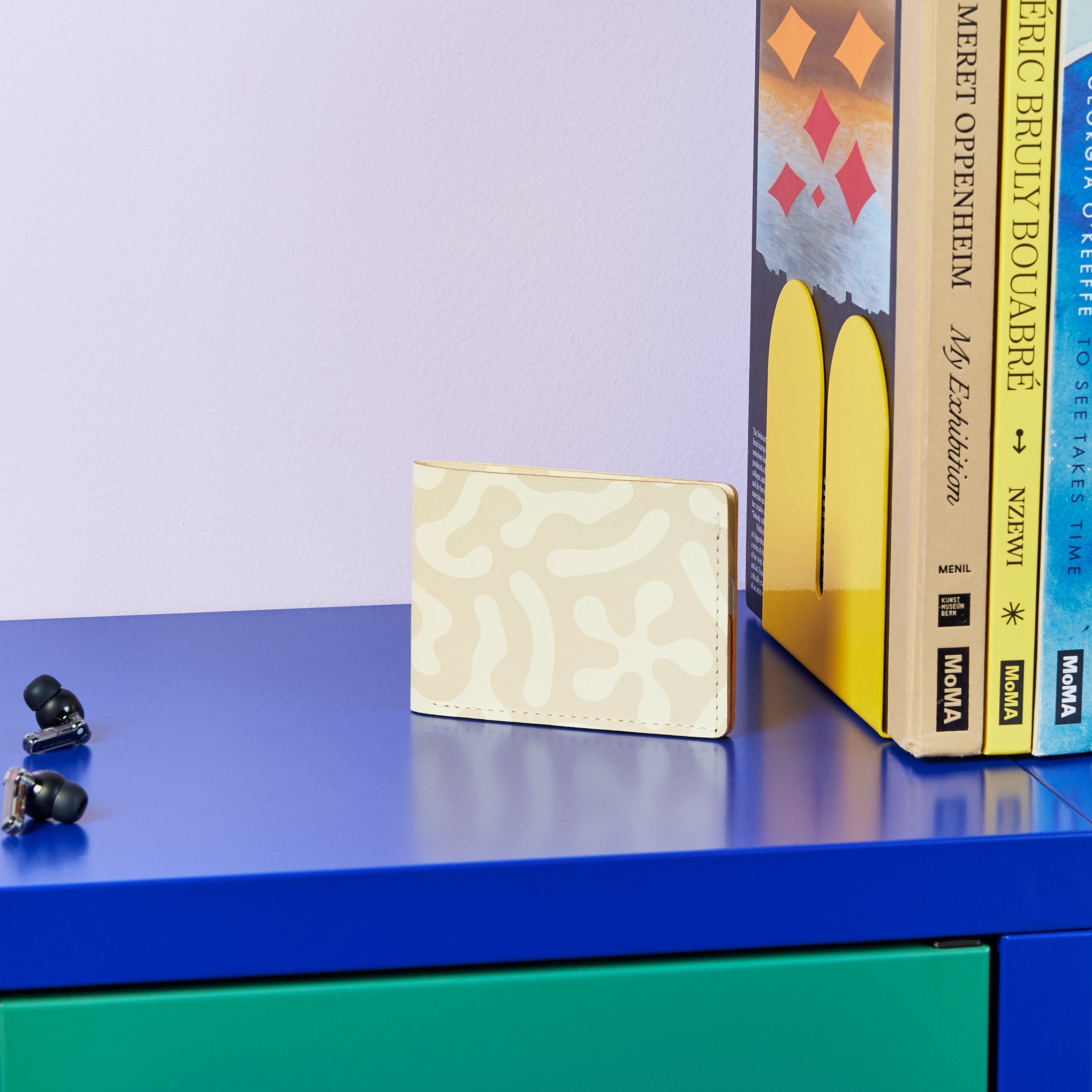 Dusen Dusen Recycled Leather Billfold Wallet - Sand - Image 6