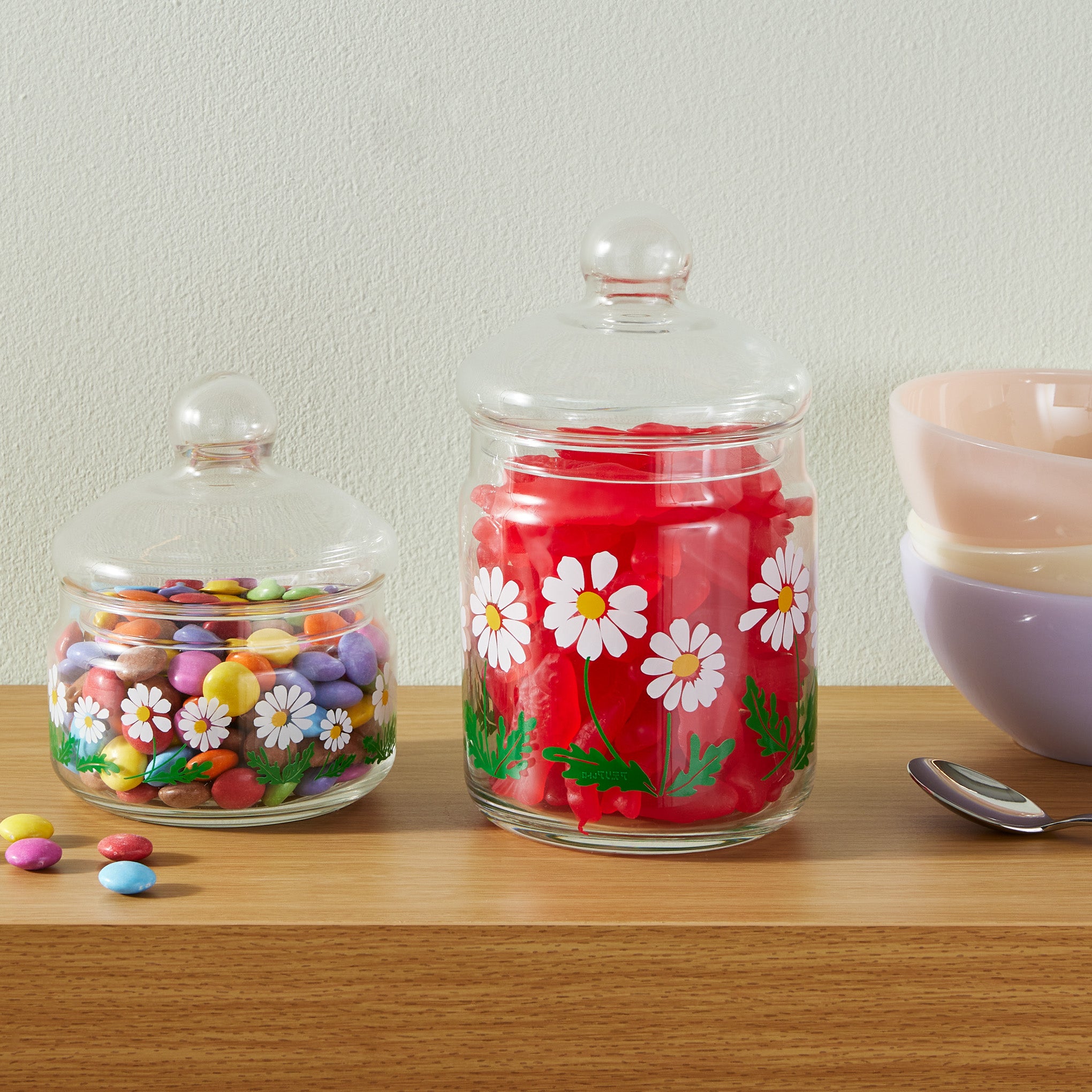 Retro Glass Jar with Lid - Growing Daisies - Image 3