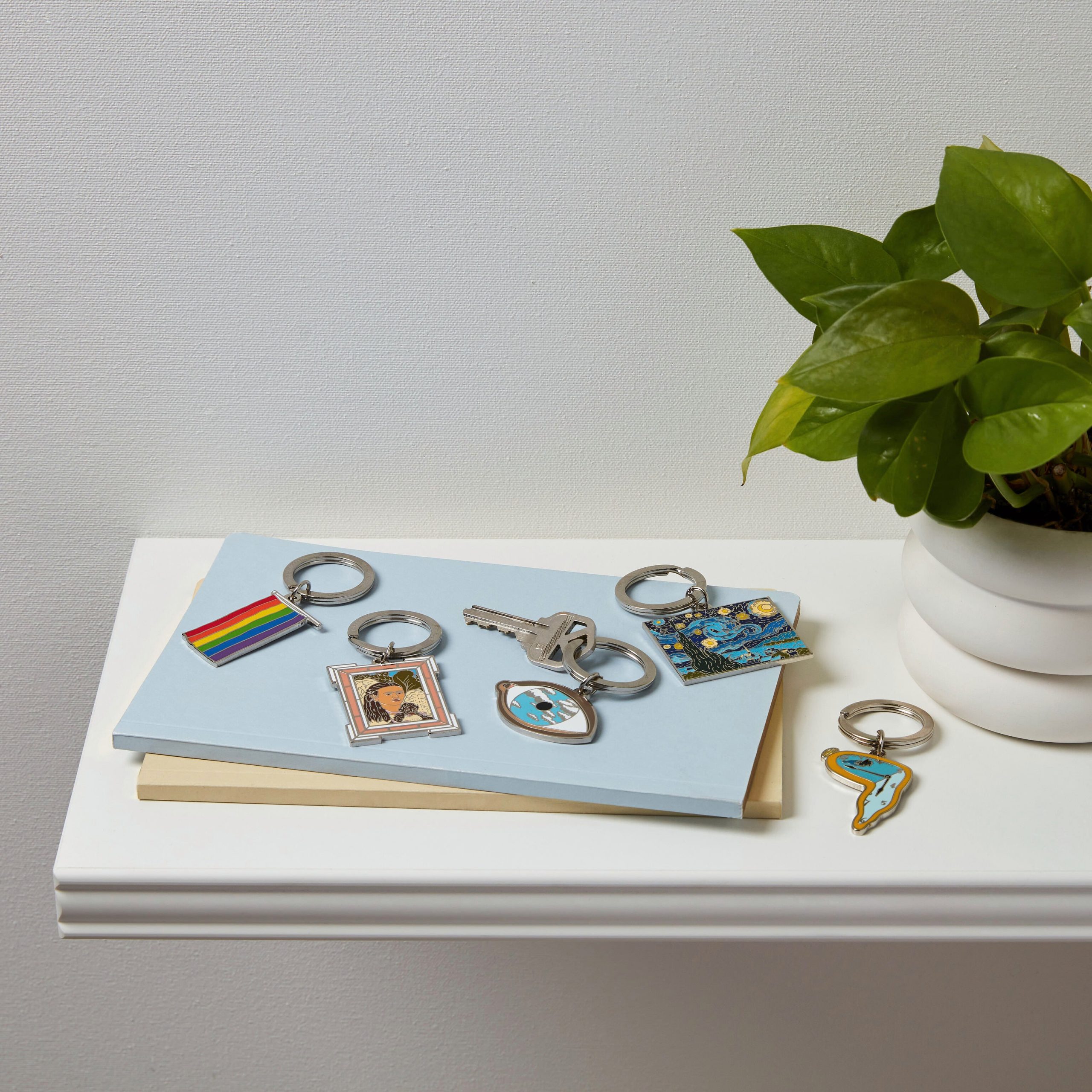 MoMA Artist Enamel Keyrings - Magritte - Image 2