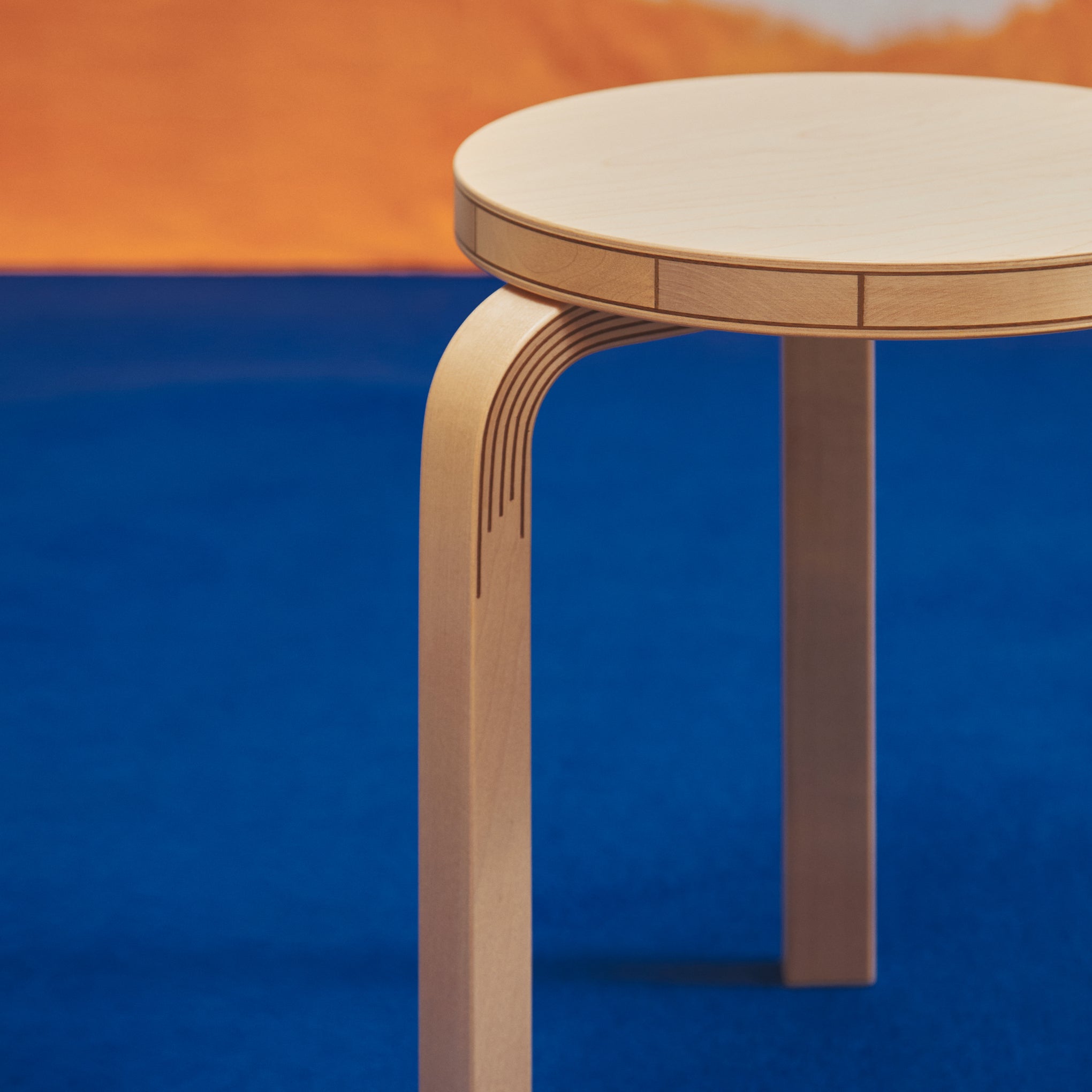Artek Aalto Stacking Stool 60 - Kontrasti - Image 3