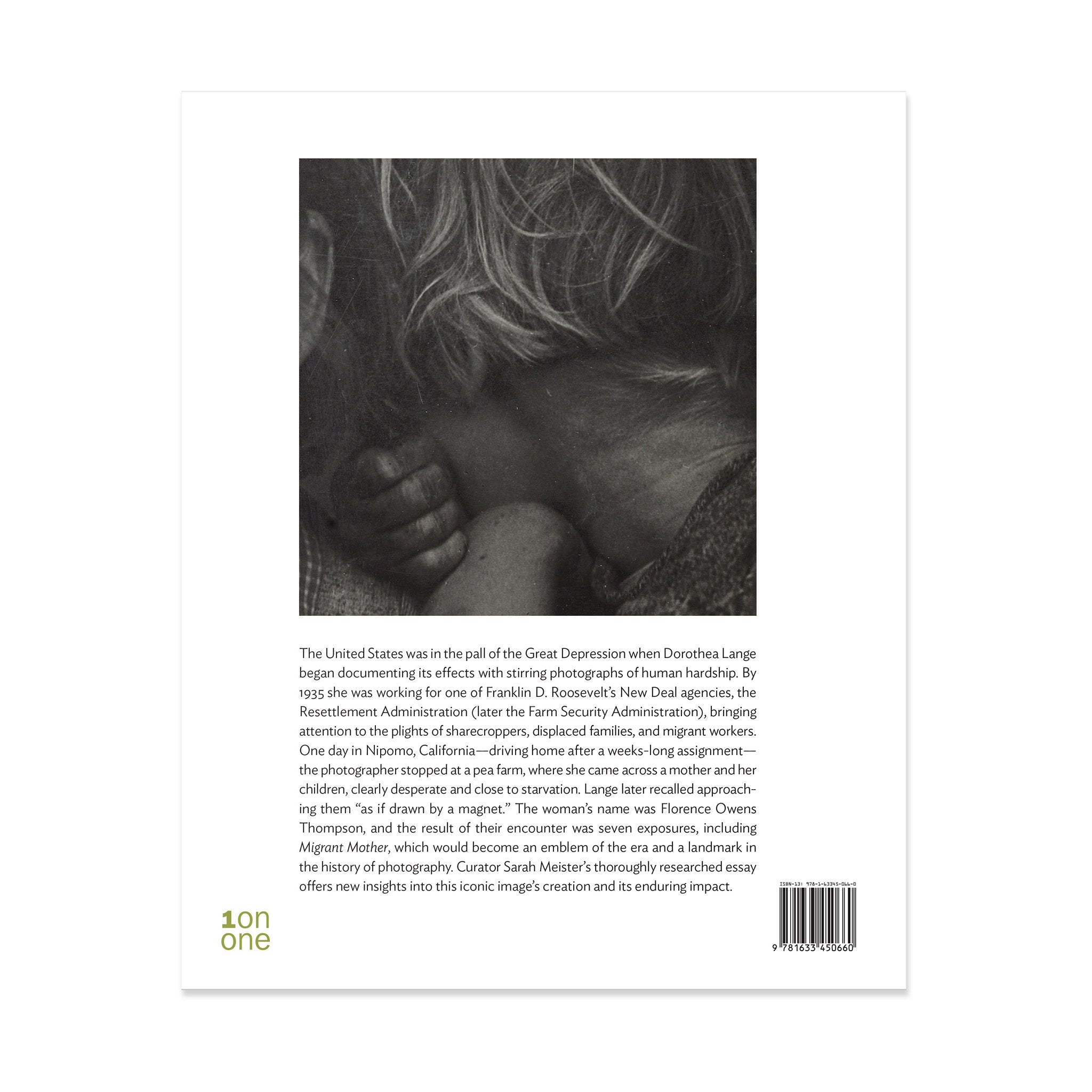 Dorothea Lange: Migrant Mother. One on One Series - Paperback - Image 2