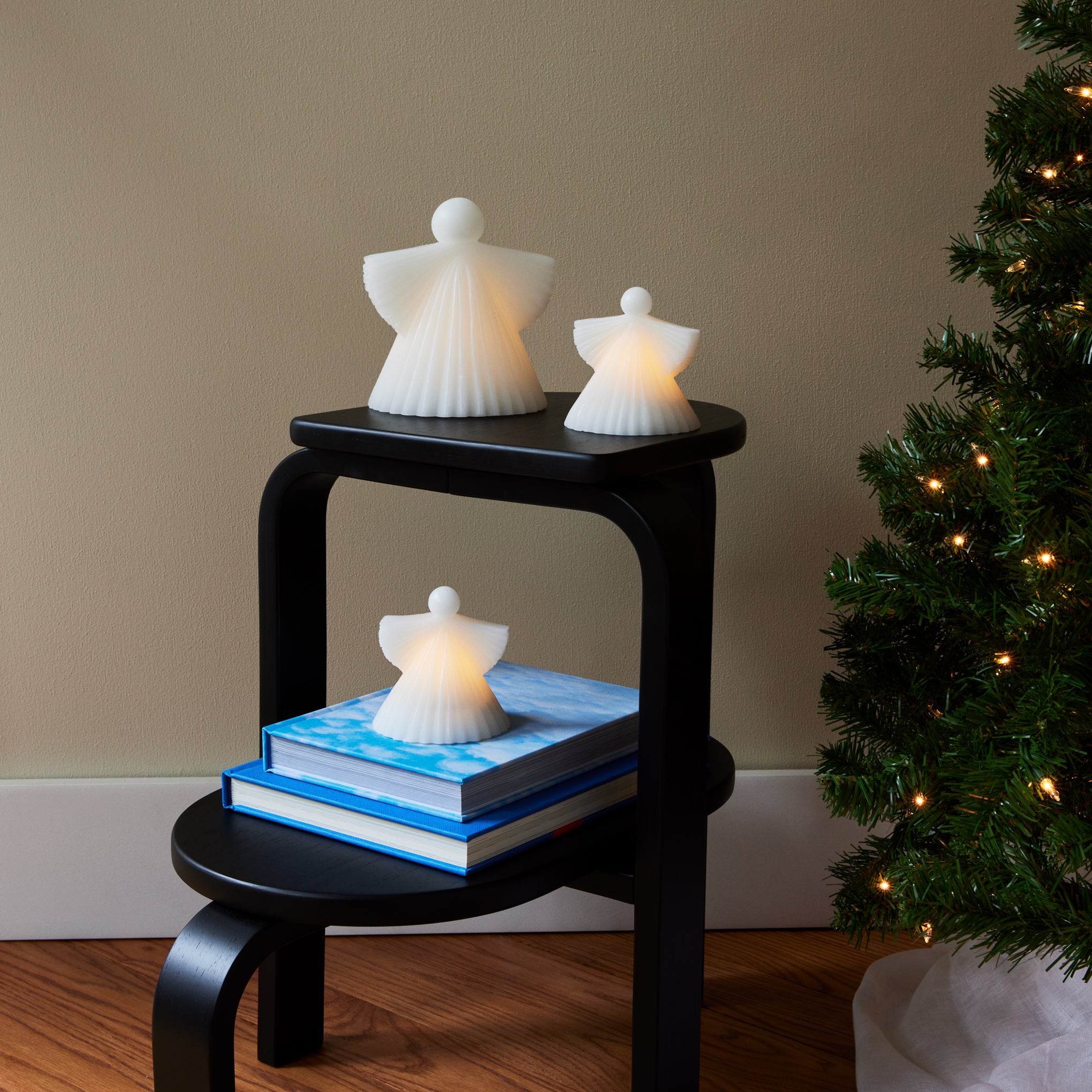 Large LED Lighted Wax Angel - Image 2