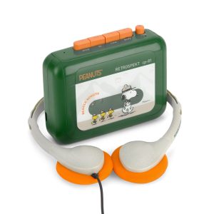 Snoopy's Beagle Scouts CP-81 Cassette Player