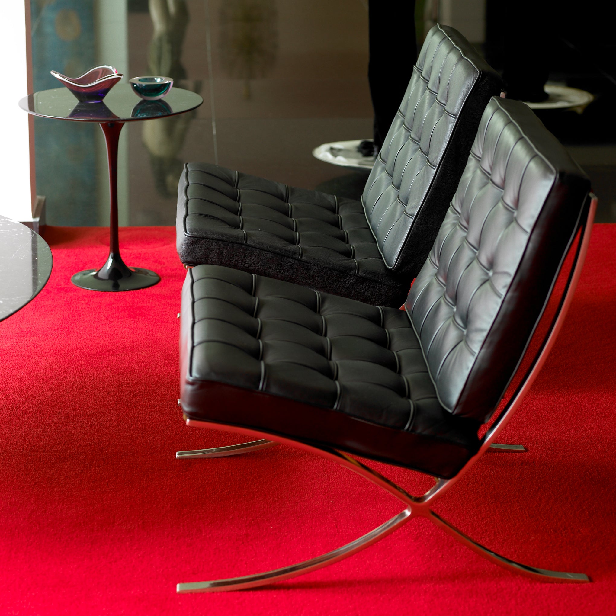 Mies van der Rohe Barcelona Chair from Knoll - Image 5
