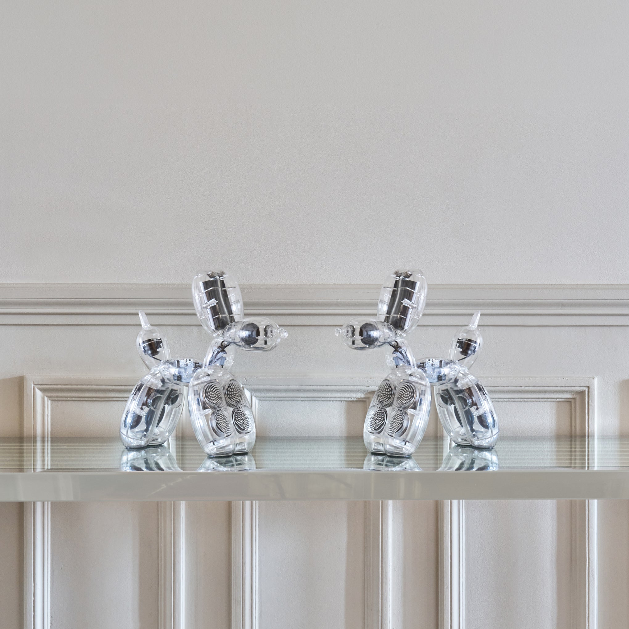 Jeff Koons Balloon Dog Speaker from Lexon - Image 6