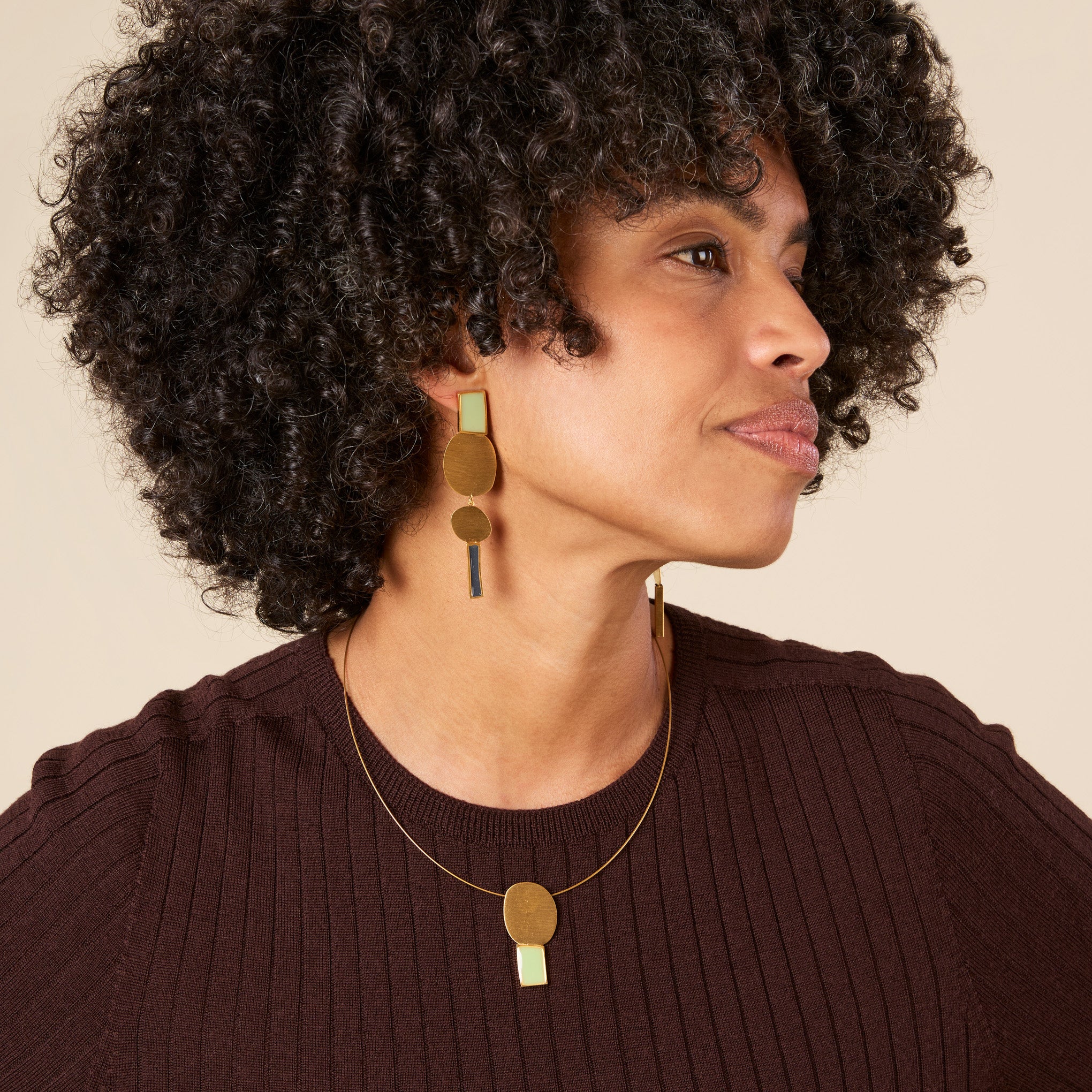 Geometric Collage Gold-Plated Pendant Wire Necklace - Image 2