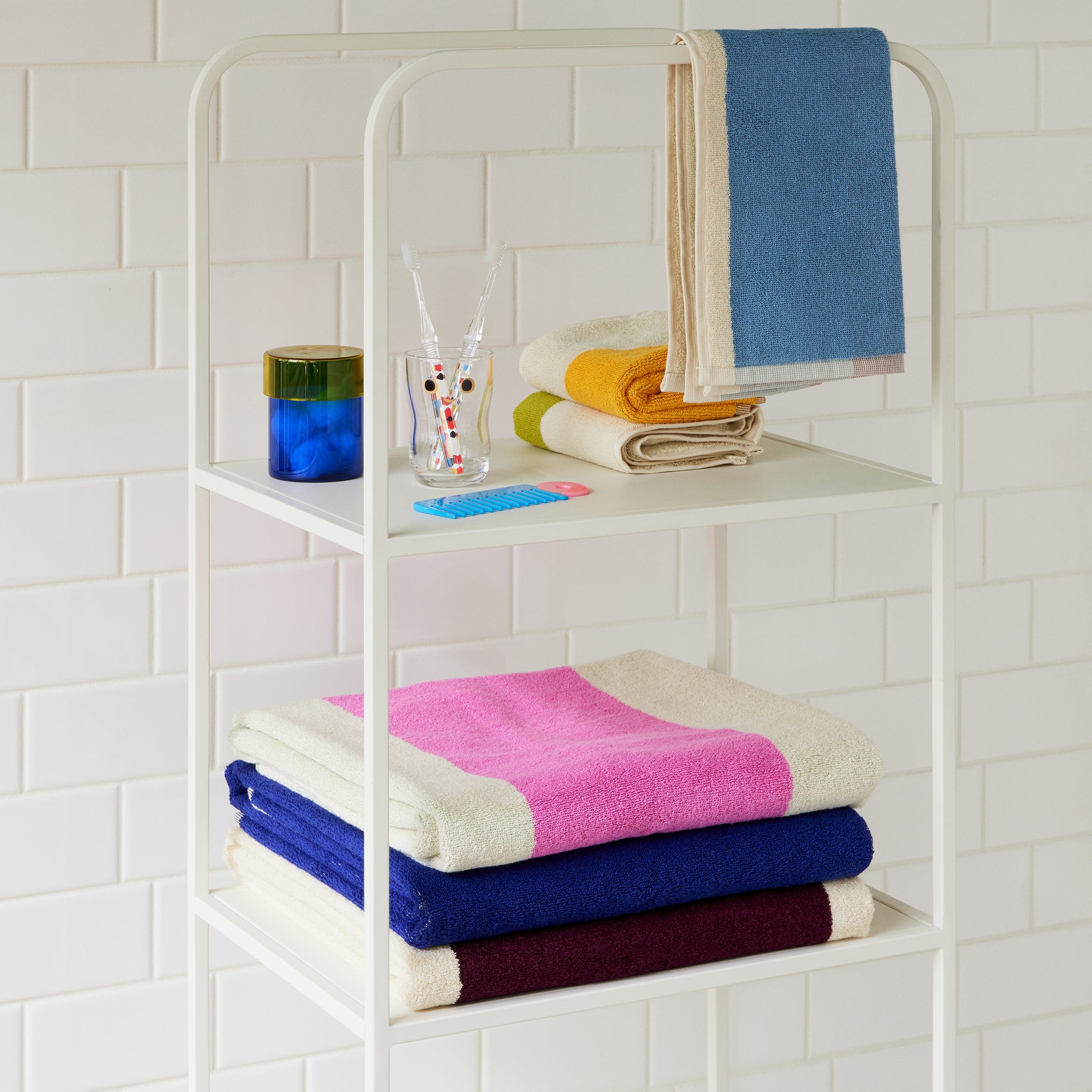 Martens Organic Cotton Towel - Yellow/ Bordeaux - Image 2