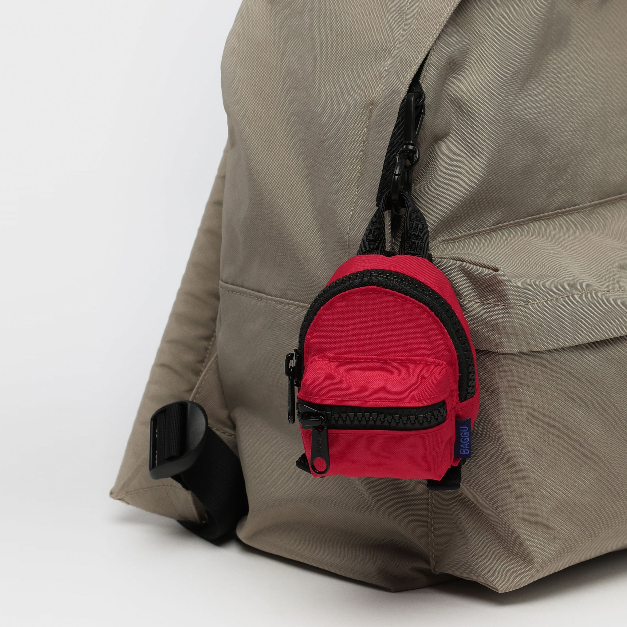 Baggu Mini Bag Charm Keyring - Candy Apple - Image 3