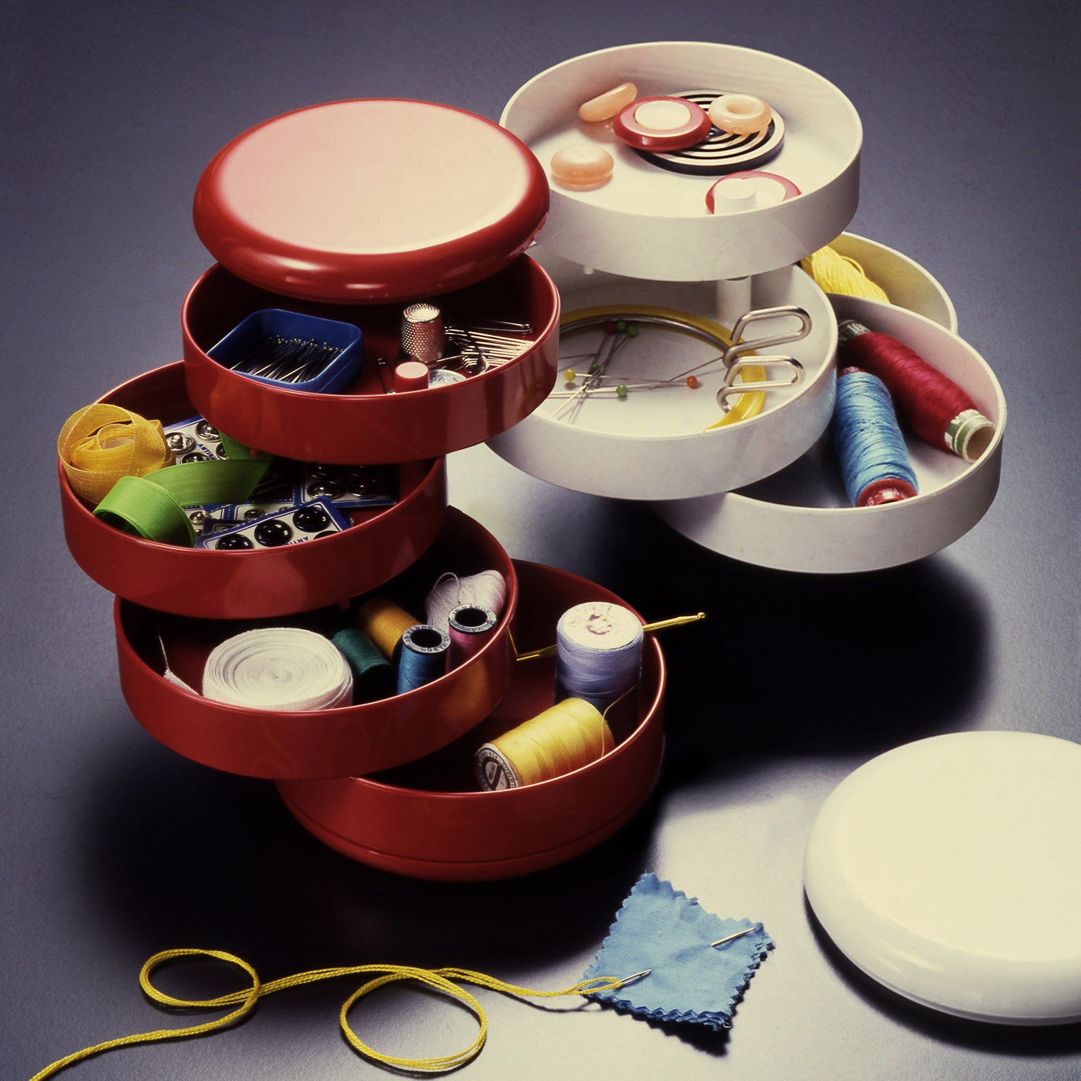 Rexite Multiplor Rotating Desk Organizer - Red - Image 6