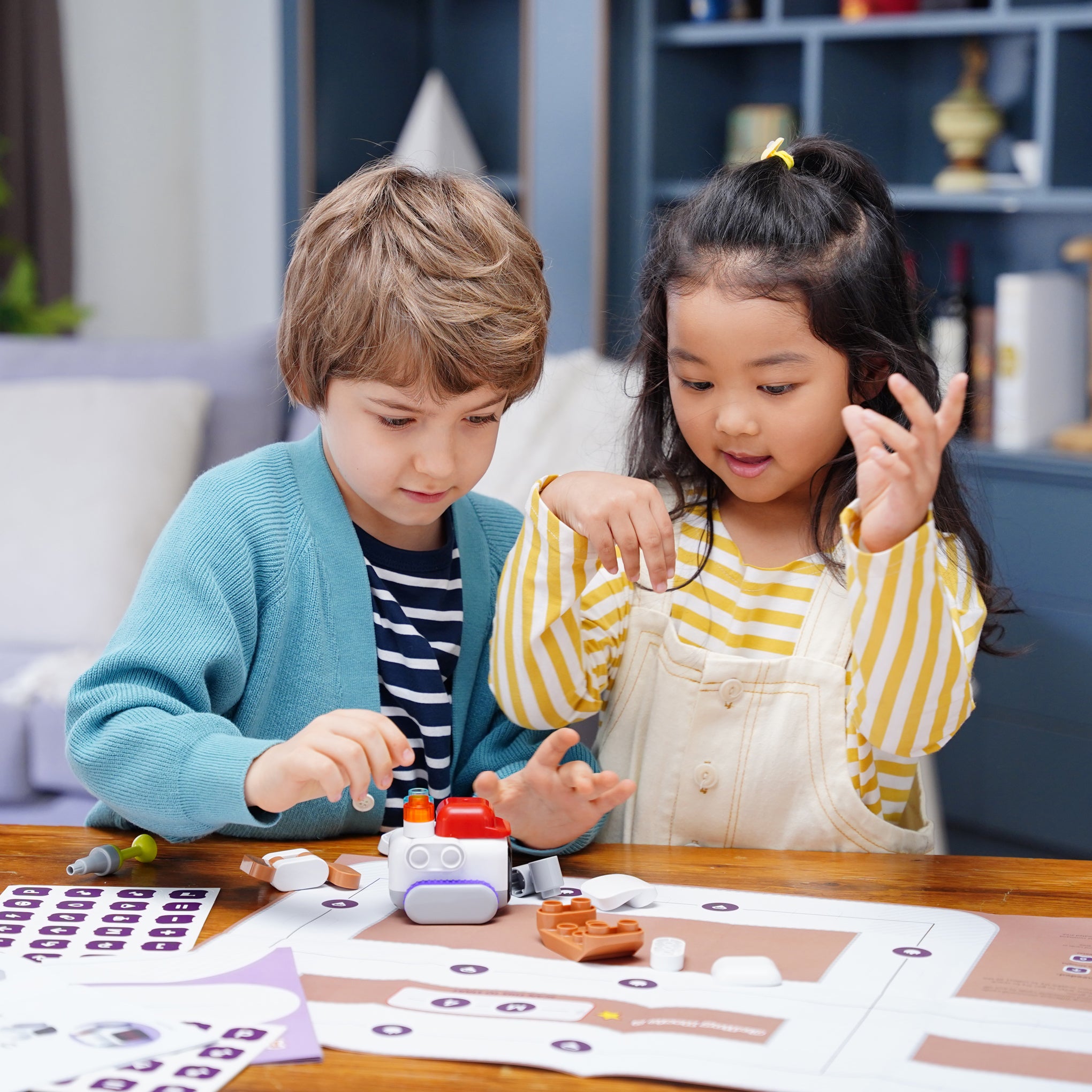 Mini Coding Robot - Image 2