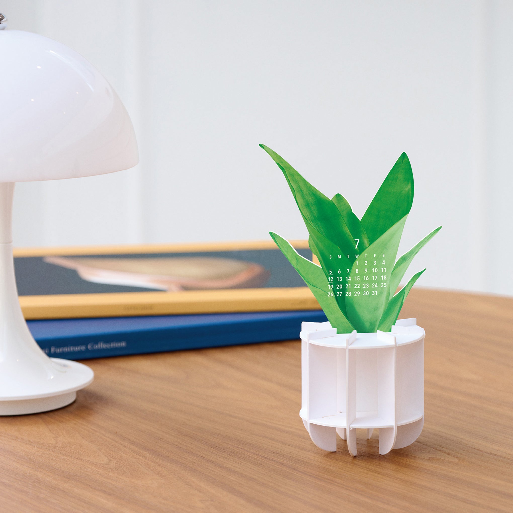 2026 Green Desk Calendar - Image 2