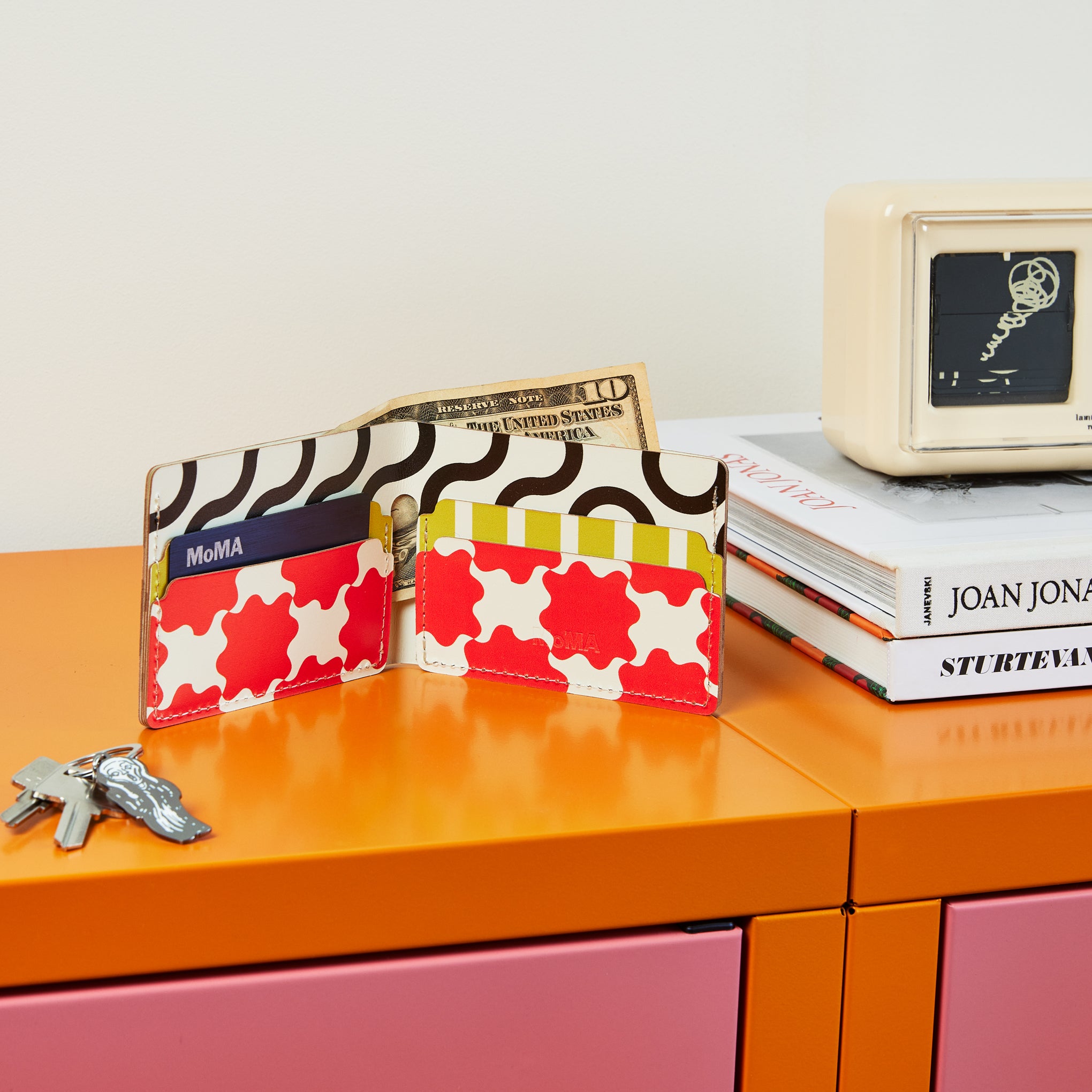 Dusen Dusen Recycled Leather Billfold Wallet - Arc - Image 2