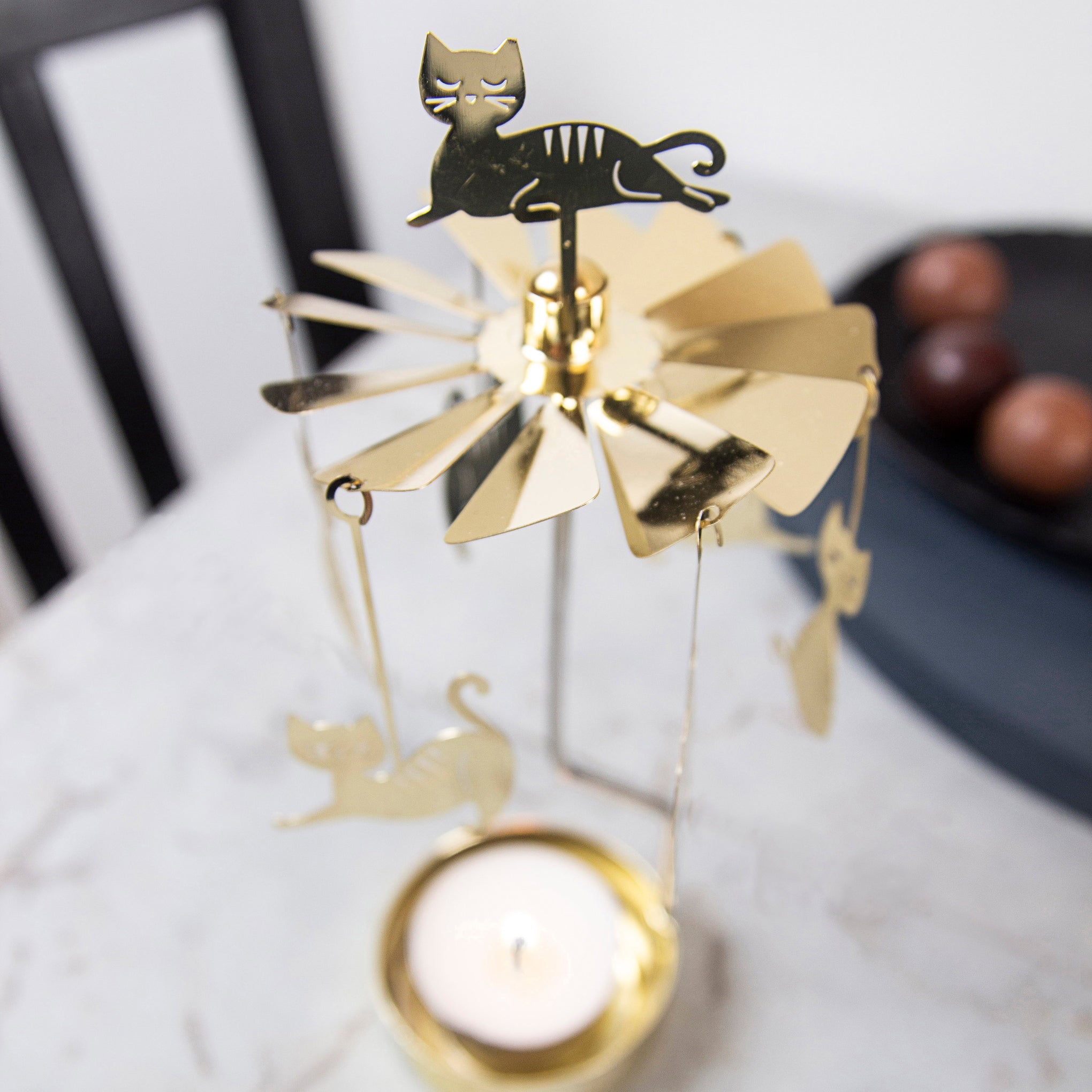 Rotary Cat Family Tea Light Candle Holder - Image 6