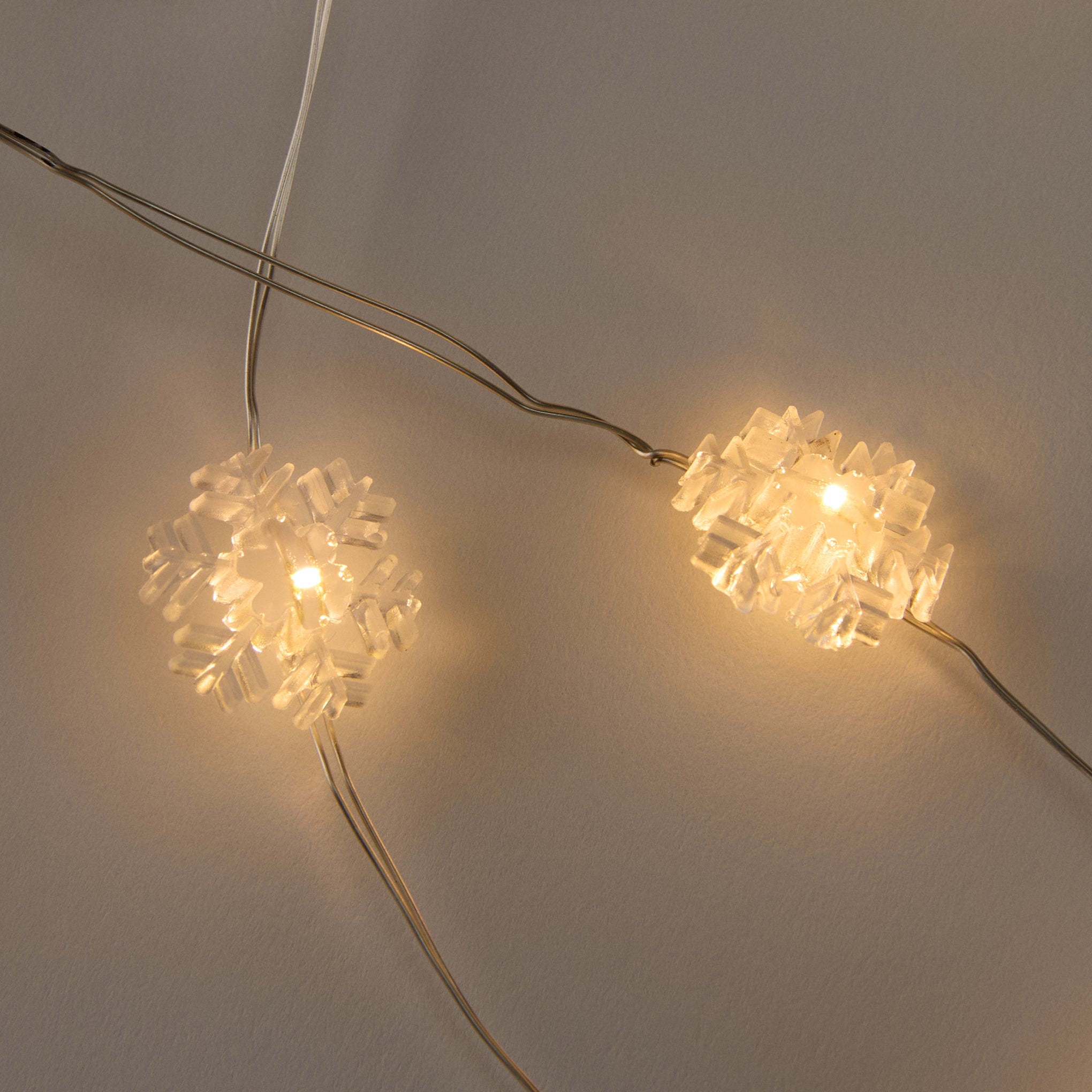 LED Holiday String Lights Set - Snowflakes - Image 4