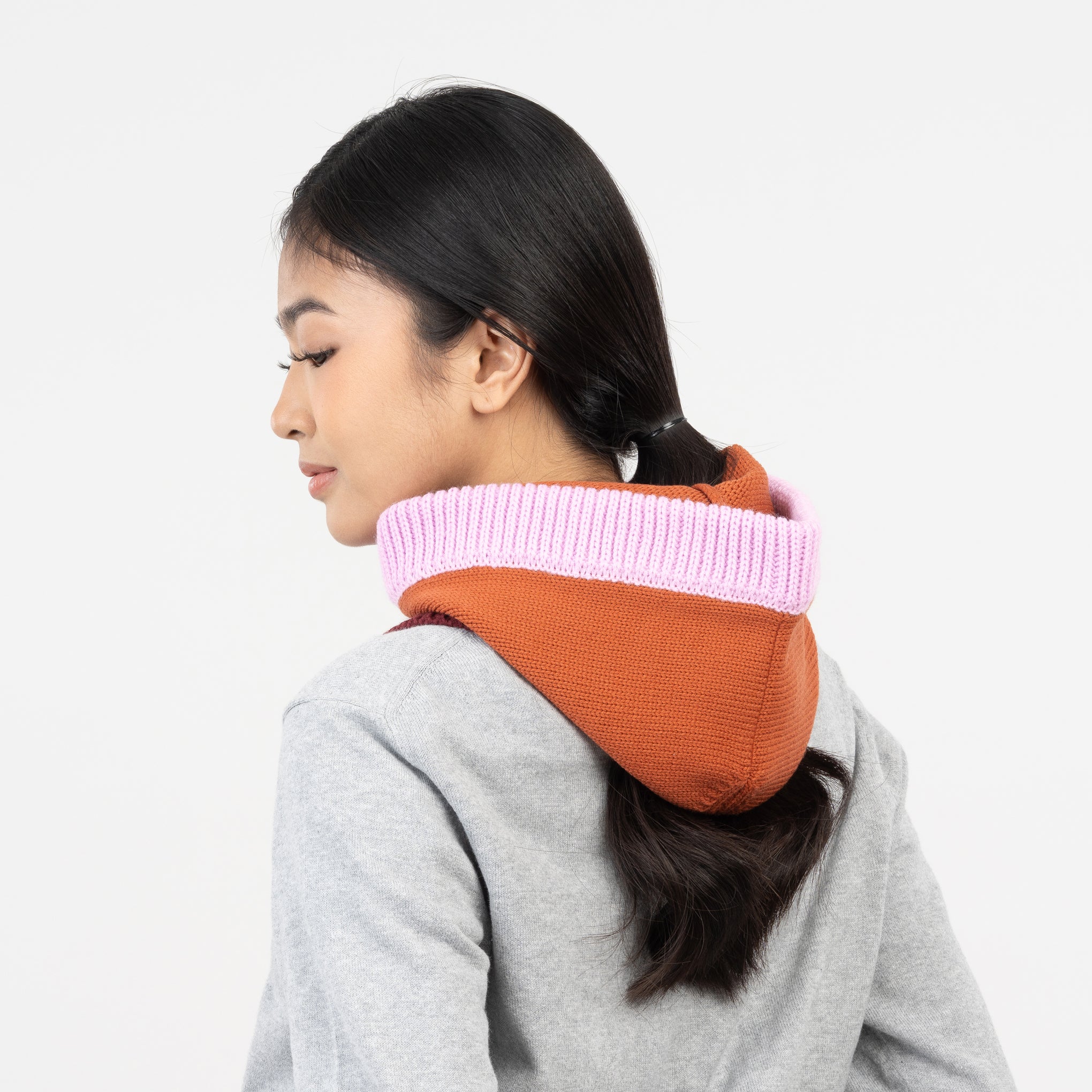 Verloop Color Mix Knit Hood - Wine Red - Image 4